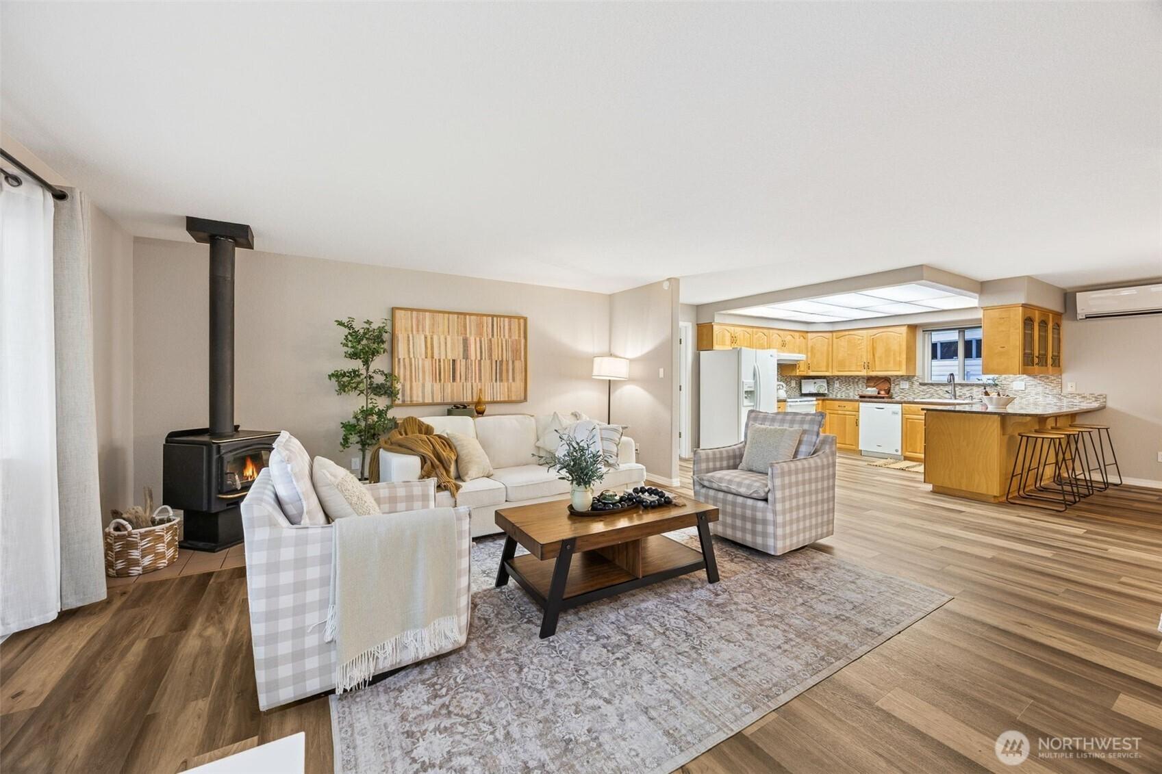 SHELTON, Washington, 98584, United States, 3 Bedrooms Bedrooms, ,2 BathroomsBathrooms,Residential,For Sale,2003420