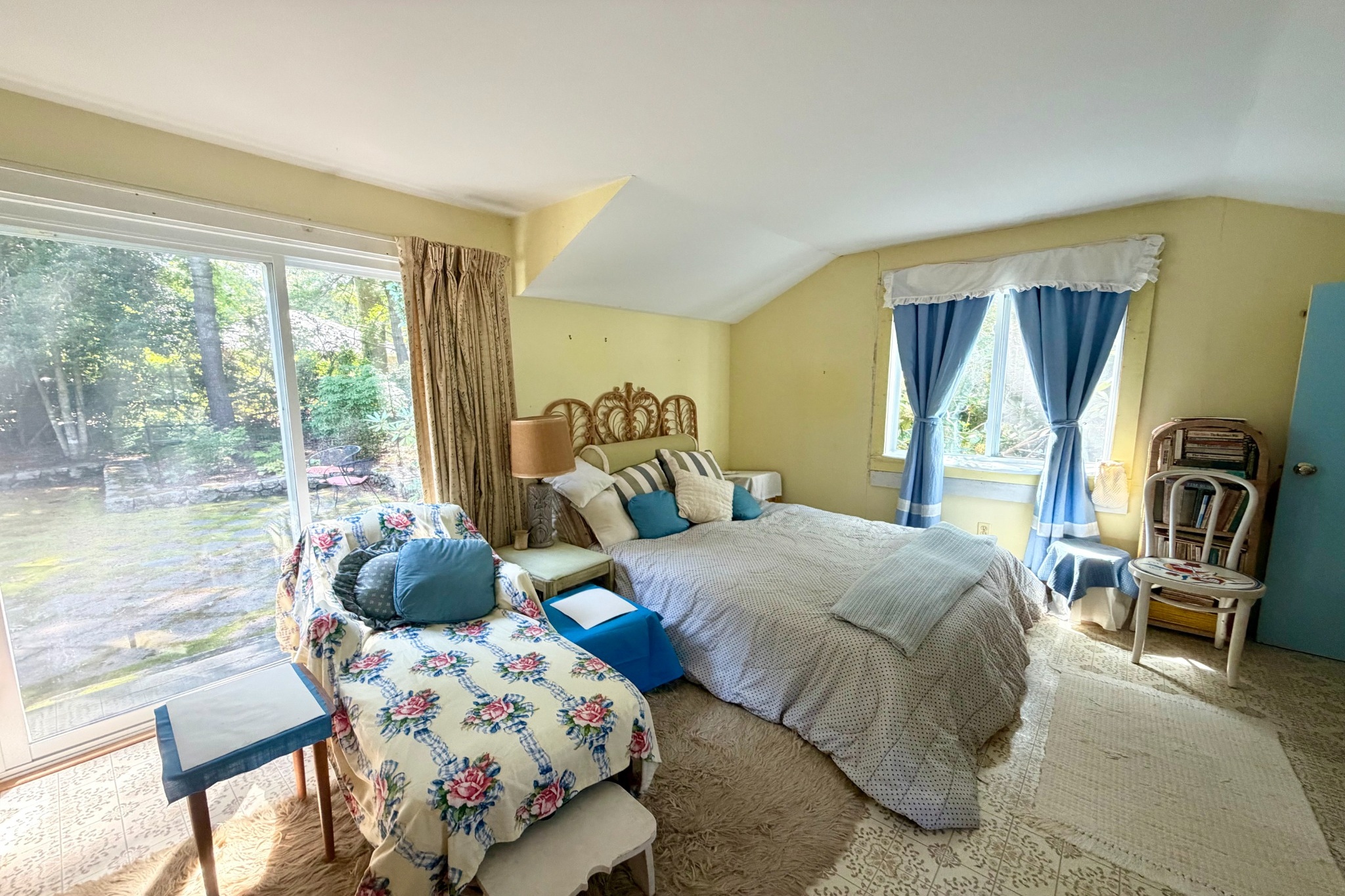  Expanded Vineyard Haven Cottage with In-law Suite, Garage, and Detached Studio - 物件實景
