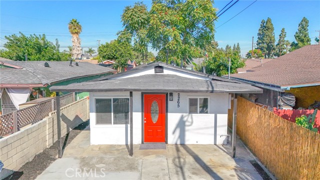 Compton, California, 90222, United States, 2 Bedrooms Bedrooms, ,2 BathroomsBathrooms,Residential,For Sale,1881655