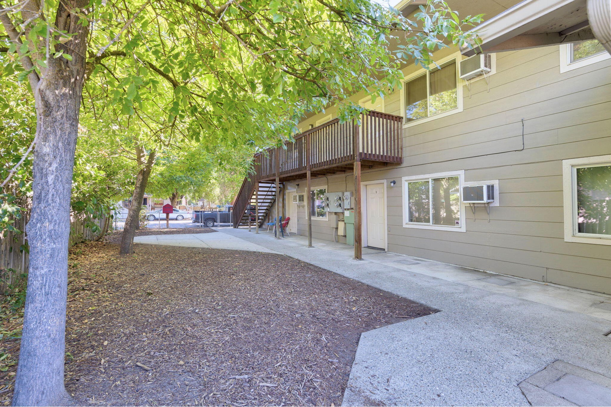 Grants Pass, Oregon, 97526, United States, ,Residential,For Sale,1916404