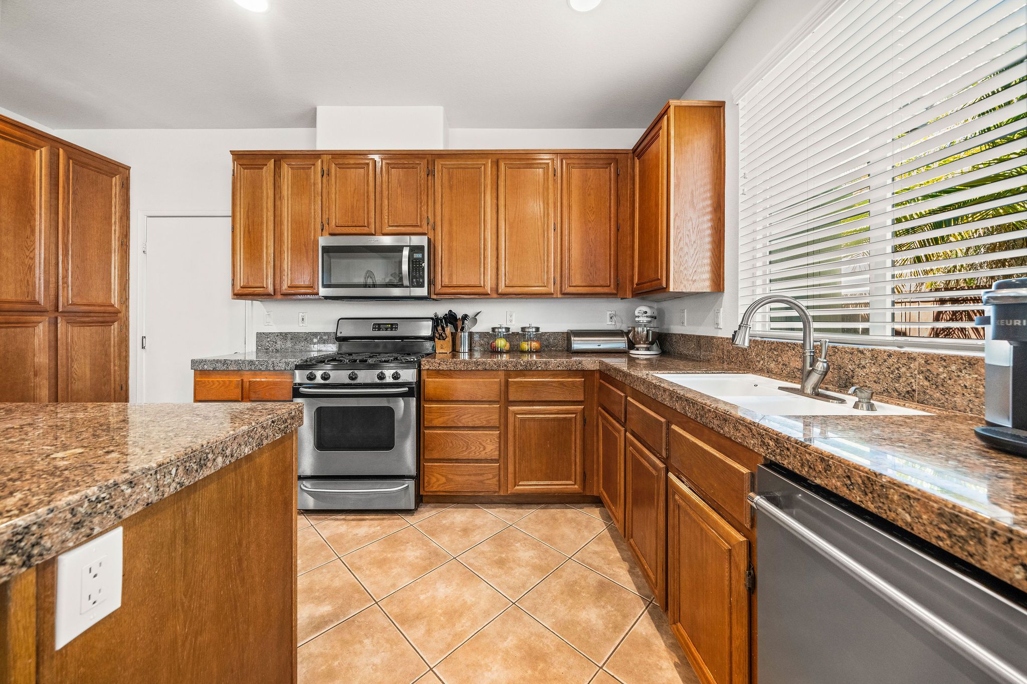  26136 Castle Lane, Murrieta, CA 92563 - 物件實景