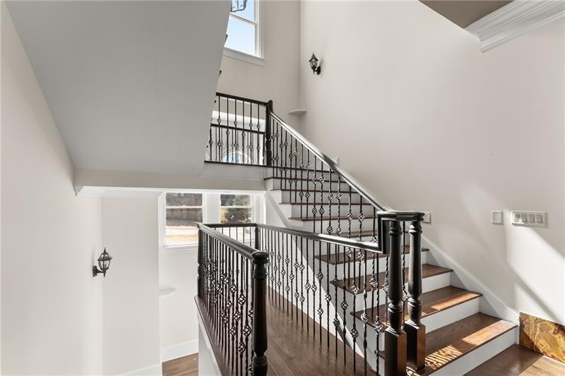 Alpharetta, Georgia, 30005, United States, 10 Bedrooms Bedrooms, ,13 BathroomsBathrooms,Residential,For Sale,1973838