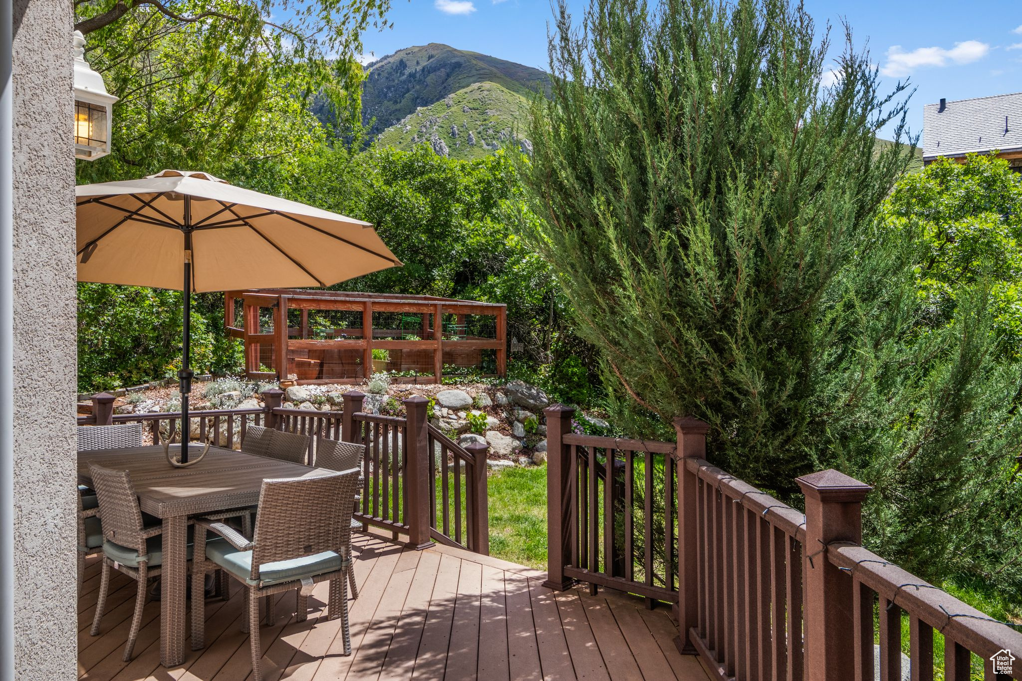 Draper, Utah, 84020, United States, 5 Bedrooms Bedrooms, ,3 BathroomsBathrooms,Residential,For Sale,1828225
