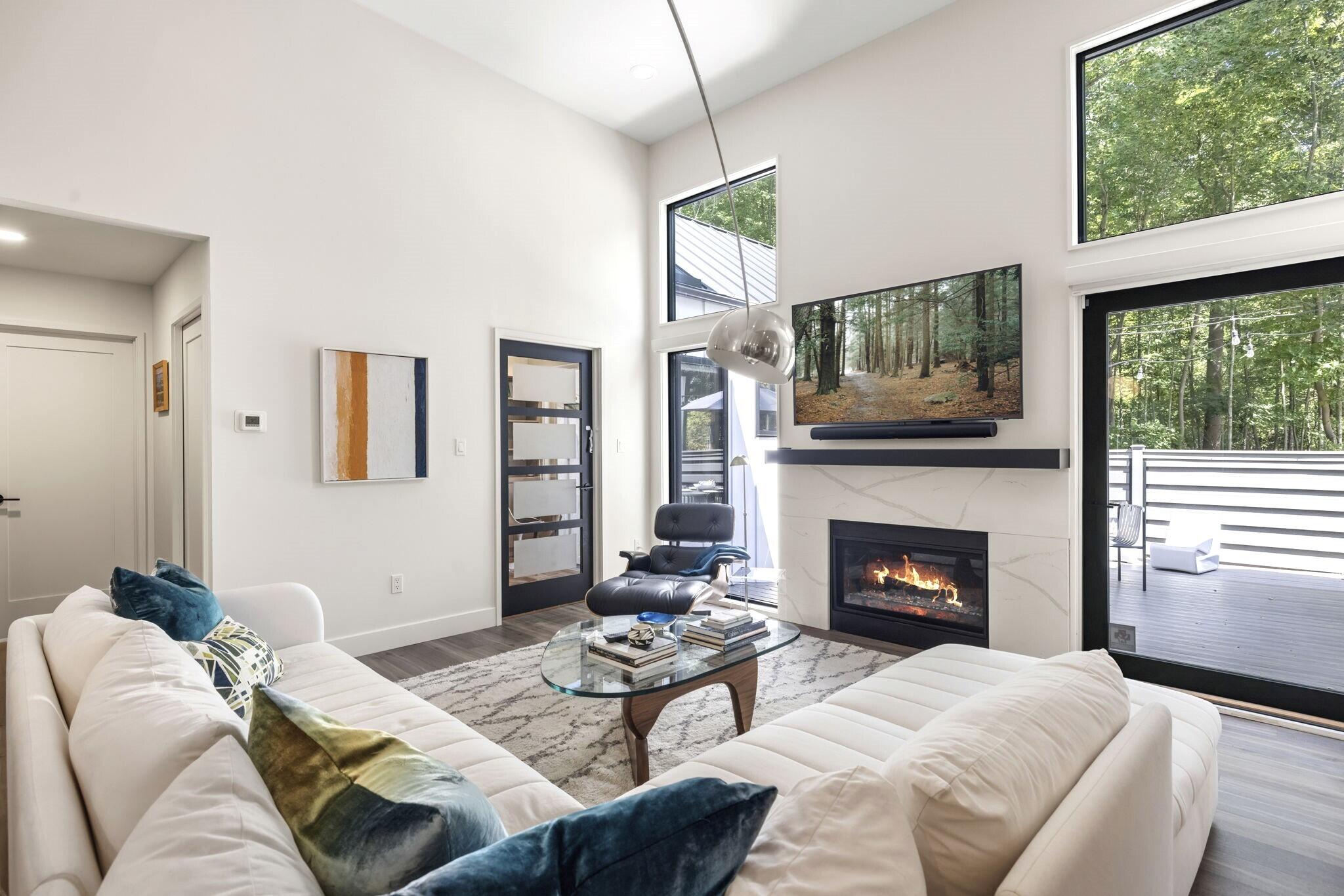 Michigan City, Indiana, 46360, United States, 3 Bedrooms Bedrooms, ,3 BathroomsBathrooms,Residential,For Sale,1988114