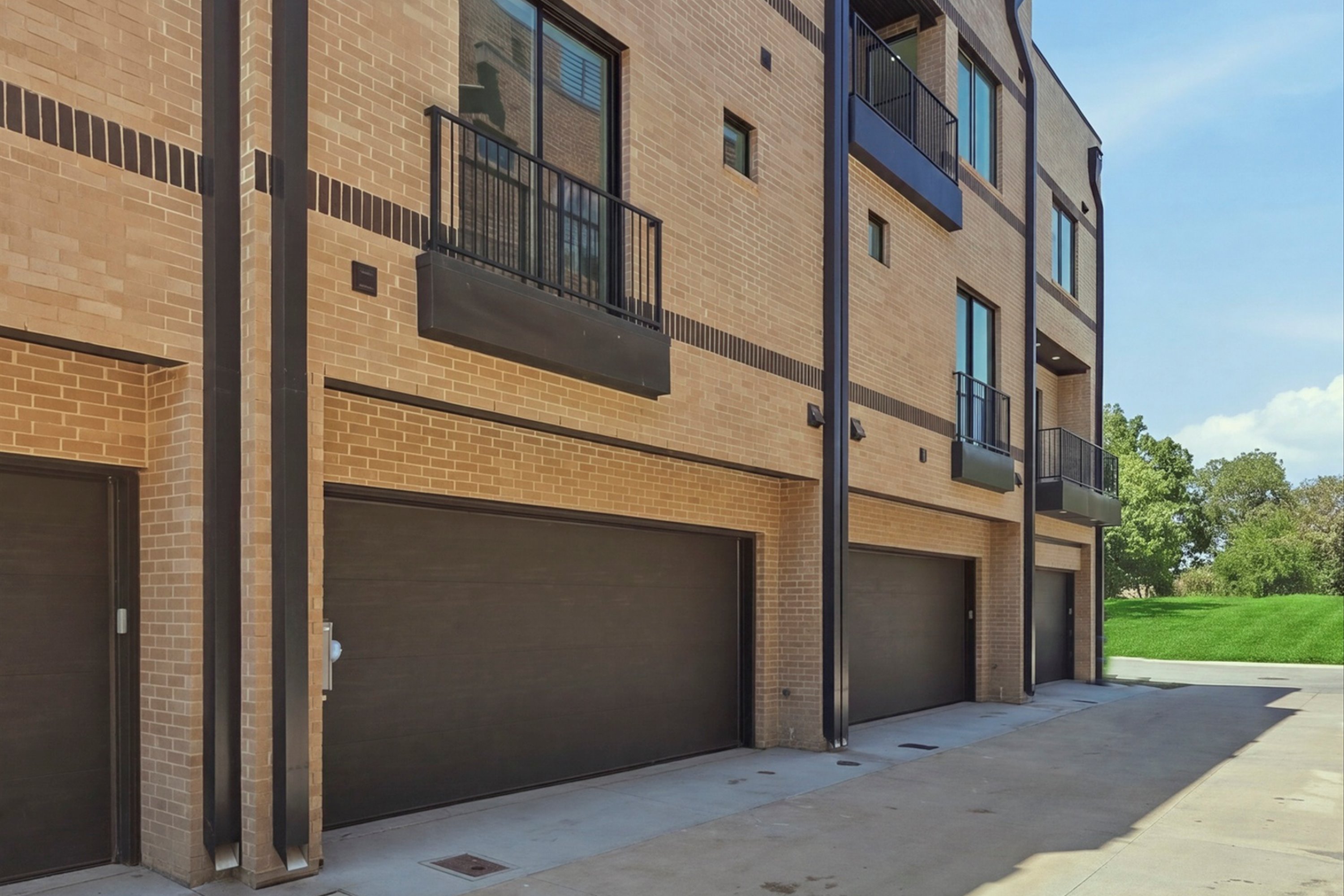  408 Vista Buena Trail, Fort Worth, TX, 76111 - 物件實景