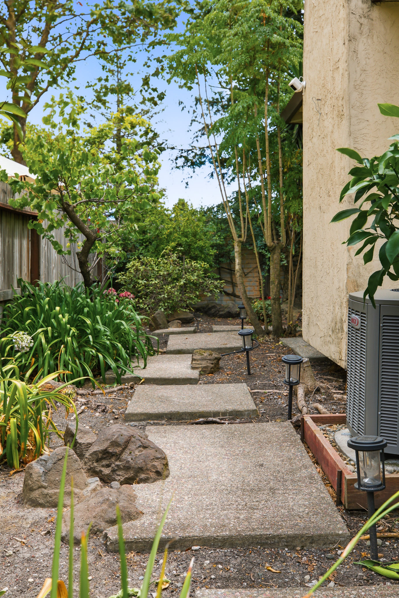  Comfortable Single Family Townhome in Wonderful Neighborhood - 物件實景