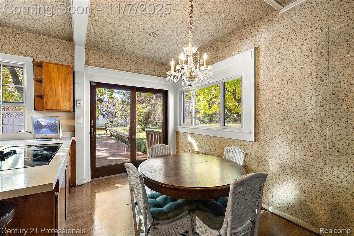 Clarkston, Michigan, 48348, United States, 4 Bedrooms Bedrooms, ,2 BathroomsBathrooms,Residential,For Sale,1987111