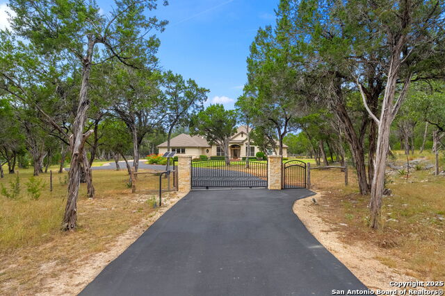 Boerne, Texas, 78006, United States, 4 Bedrooms Bedrooms, ,3 BathroomsBathrooms,Residential,For Sale,1917847