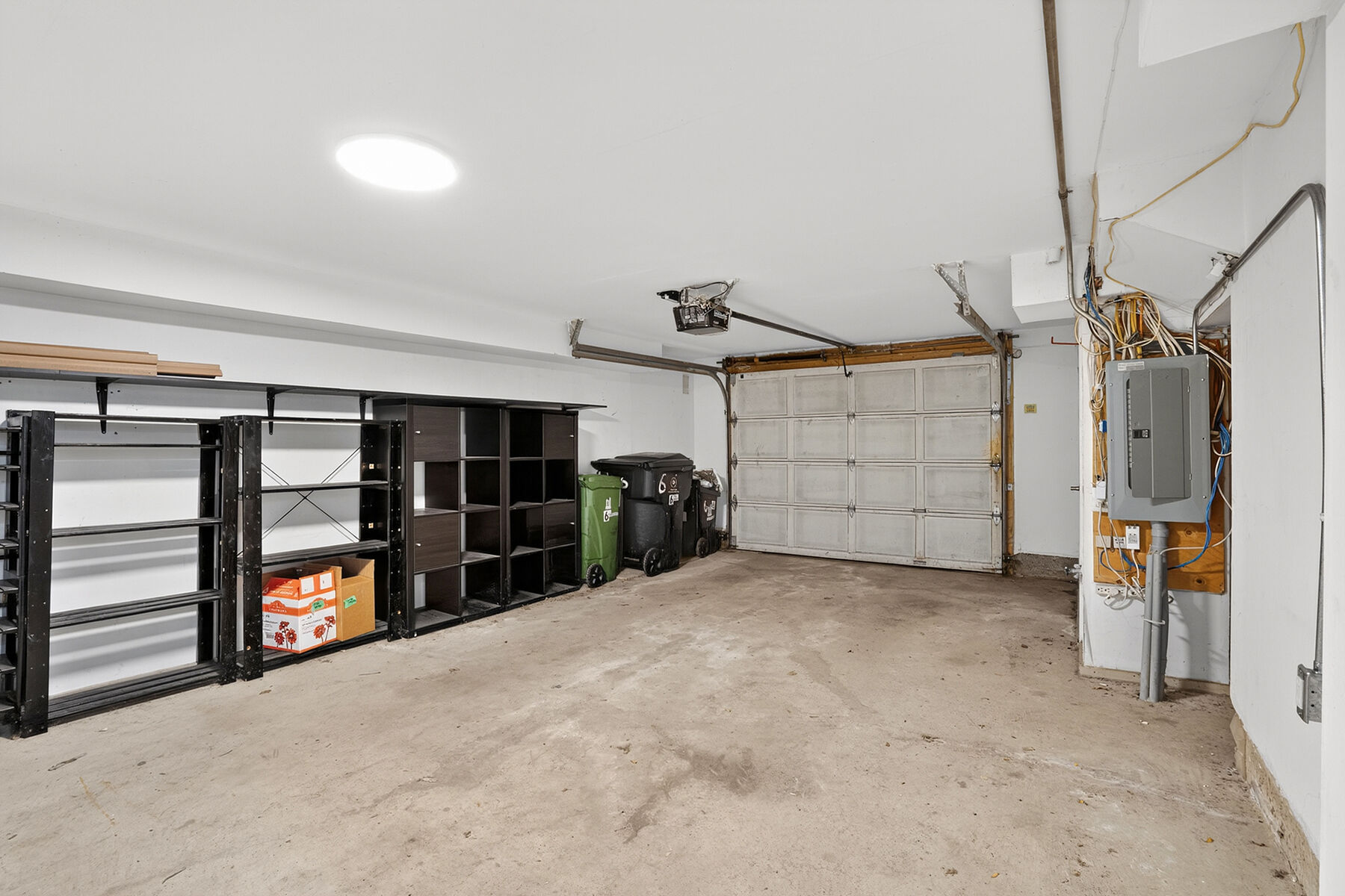  Rare Forest Hill Townhome - 物件實景