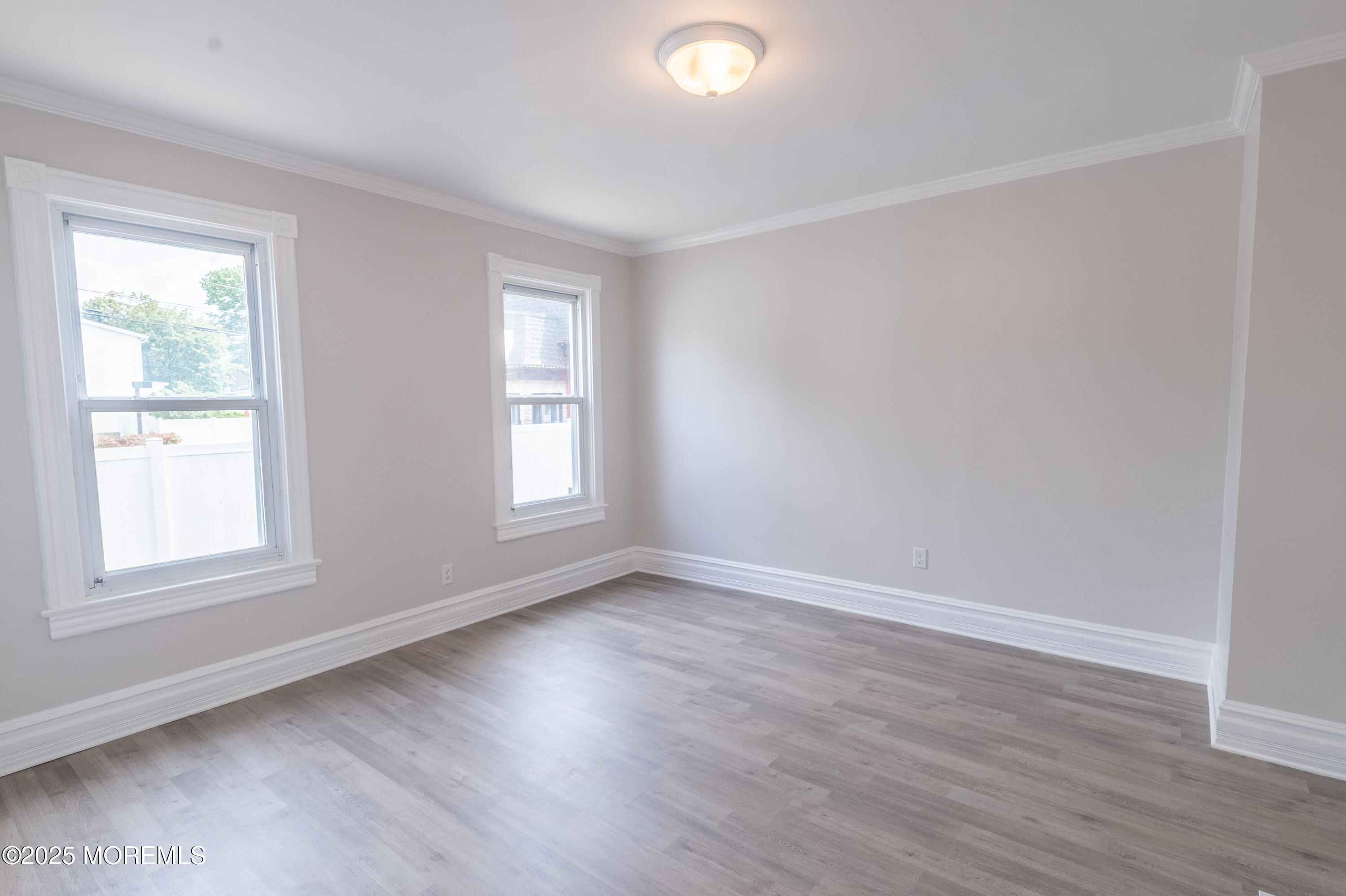 Englishtown, New Jersey, 07726, United States, 6 Bedrooms Bedrooms, ,4 BathroomsBathrooms,Residential,For Sale,1908199