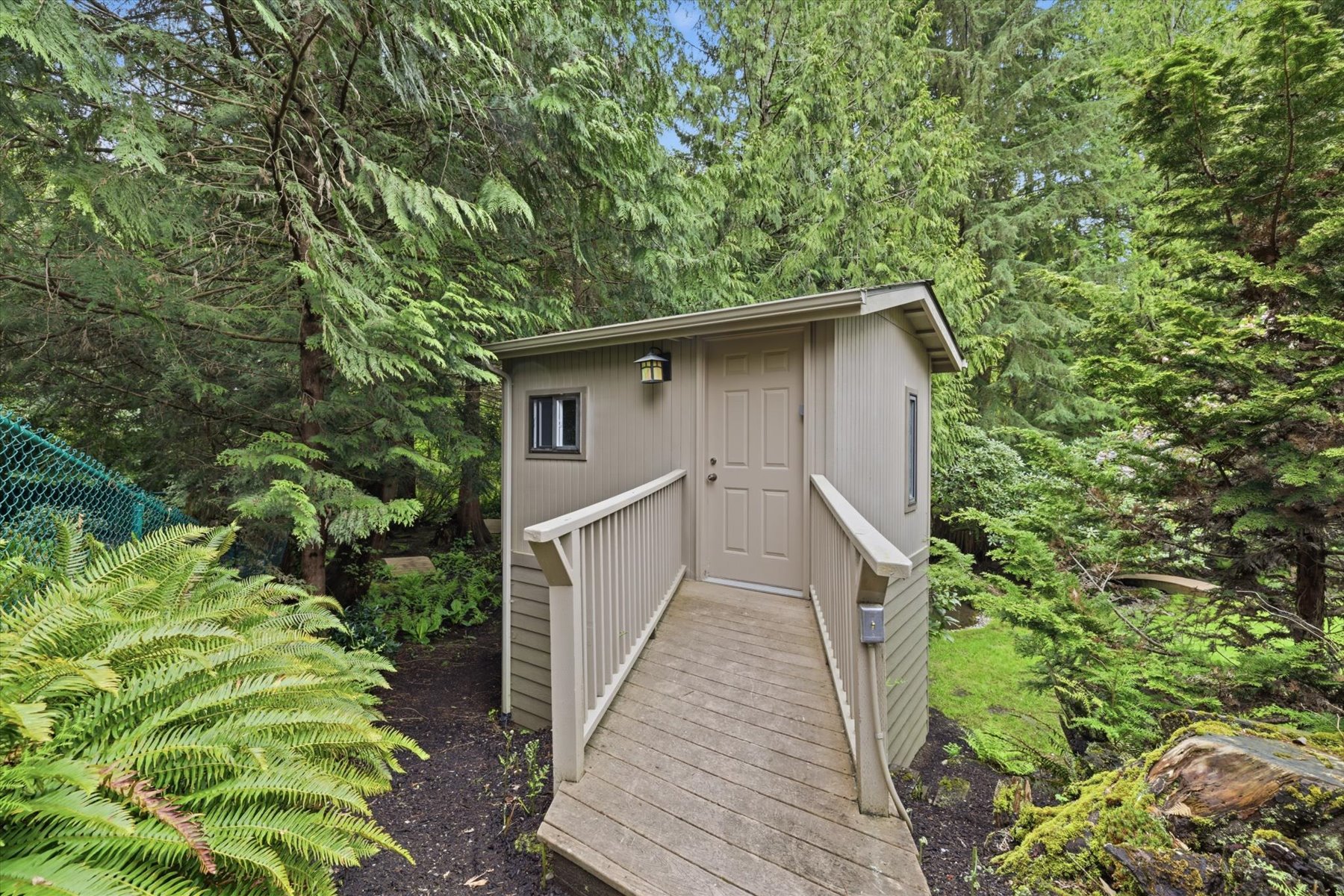  3531 NE 166th St, Lake Forest Park, WA 98155 - 物件實景