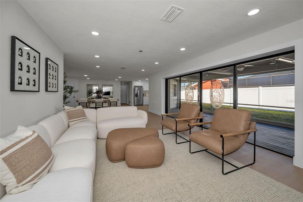 Largo, Florida, 33770, United States, 3 Bedrooms Bedrooms, ,2 BathroomsBathrooms,Residential,For Sale,1991243