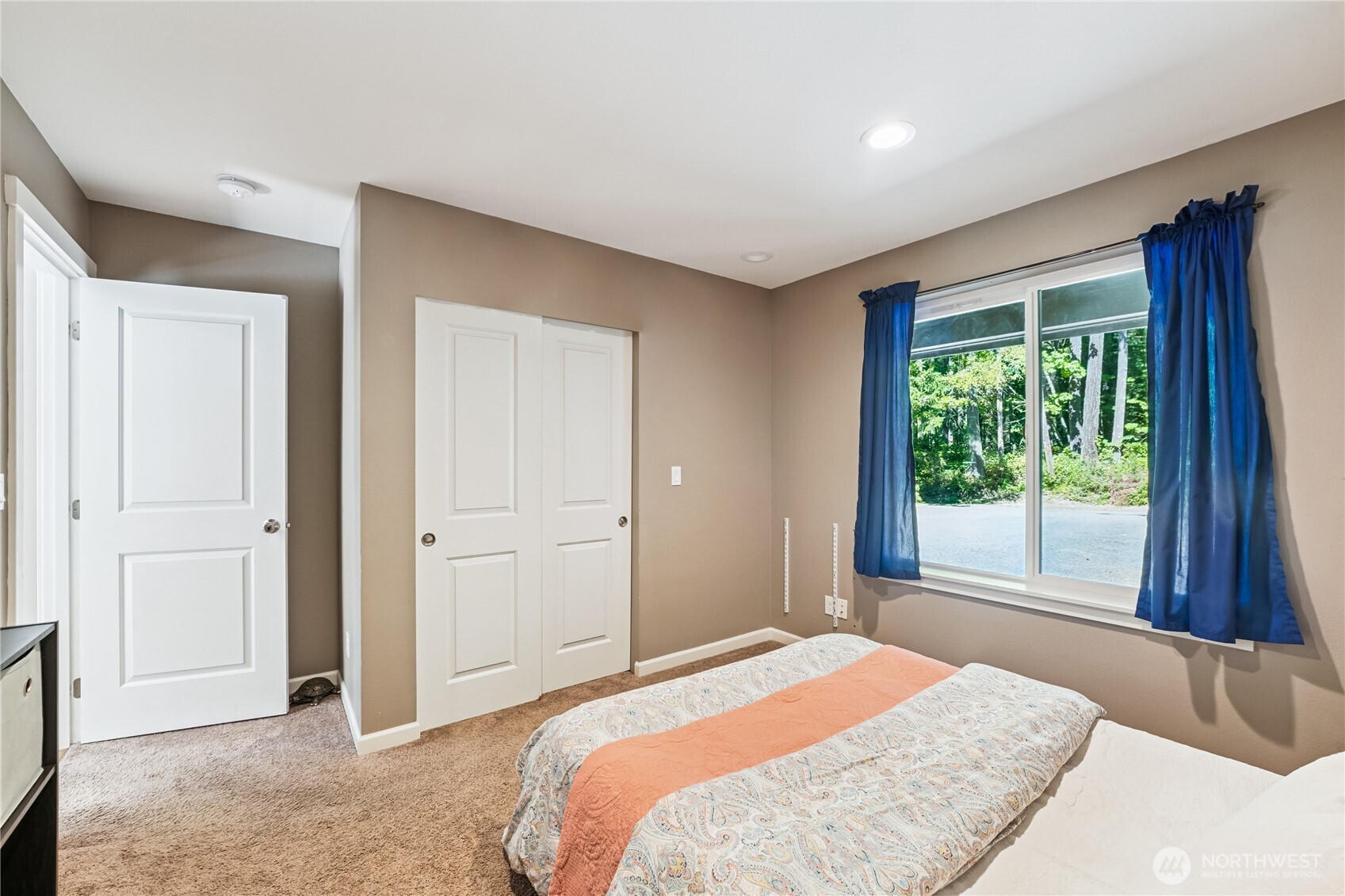 Seabeck, Washington, 98380, United States, 4 Bedrooms Bedrooms, ,3 BathroomsBathrooms,Residential,For Sale,1907301