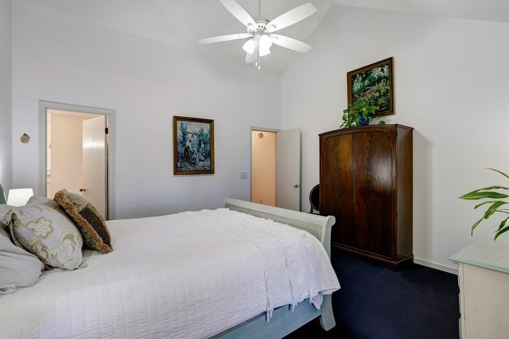 Hayesville, North Carolina, 28904, United States, 5 Bedrooms Bedrooms, ,4 BathroomsBathrooms,Residential,For Sale,1936874