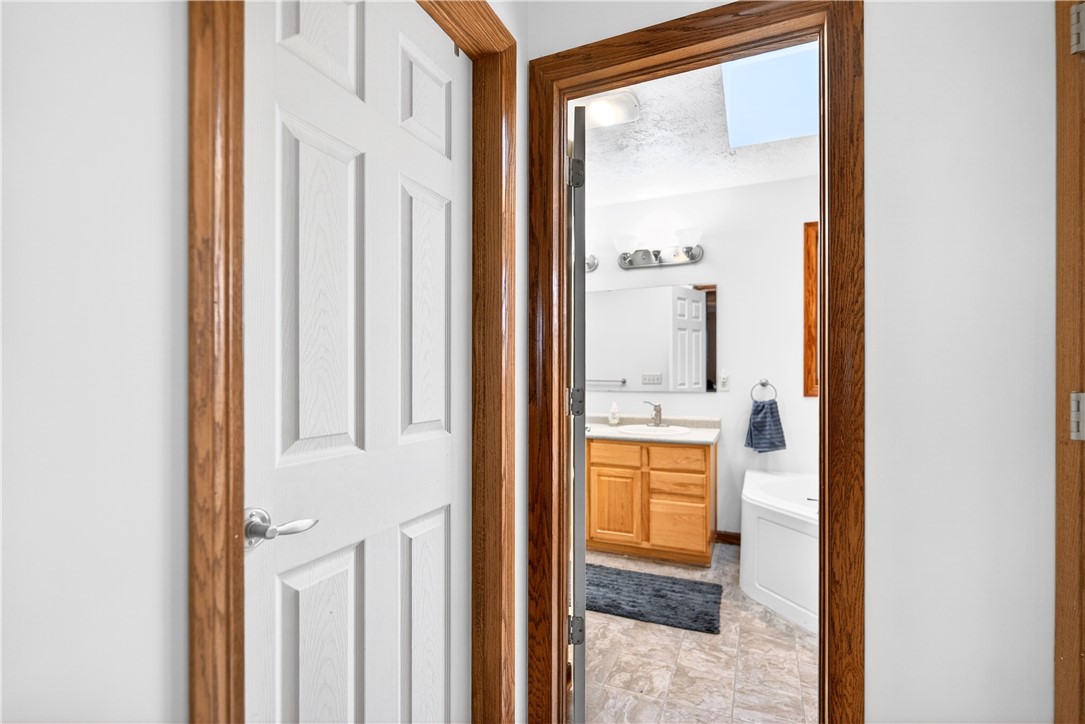 West Alexander, Pennsylvania, 15376, United States, 4 Bedrooms Bedrooms, ,3 BathroomsBathrooms,Residential,For Sale,2018318
