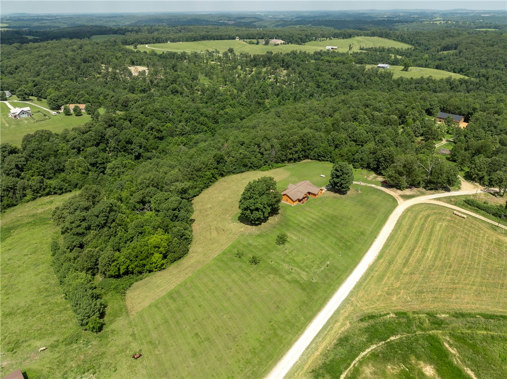 Huntsville, Arkansas, 72740, United States, 3 Bedrooms Bedrooms, ,4 BathroomsBathrooms,Residential,For Sale,1907713