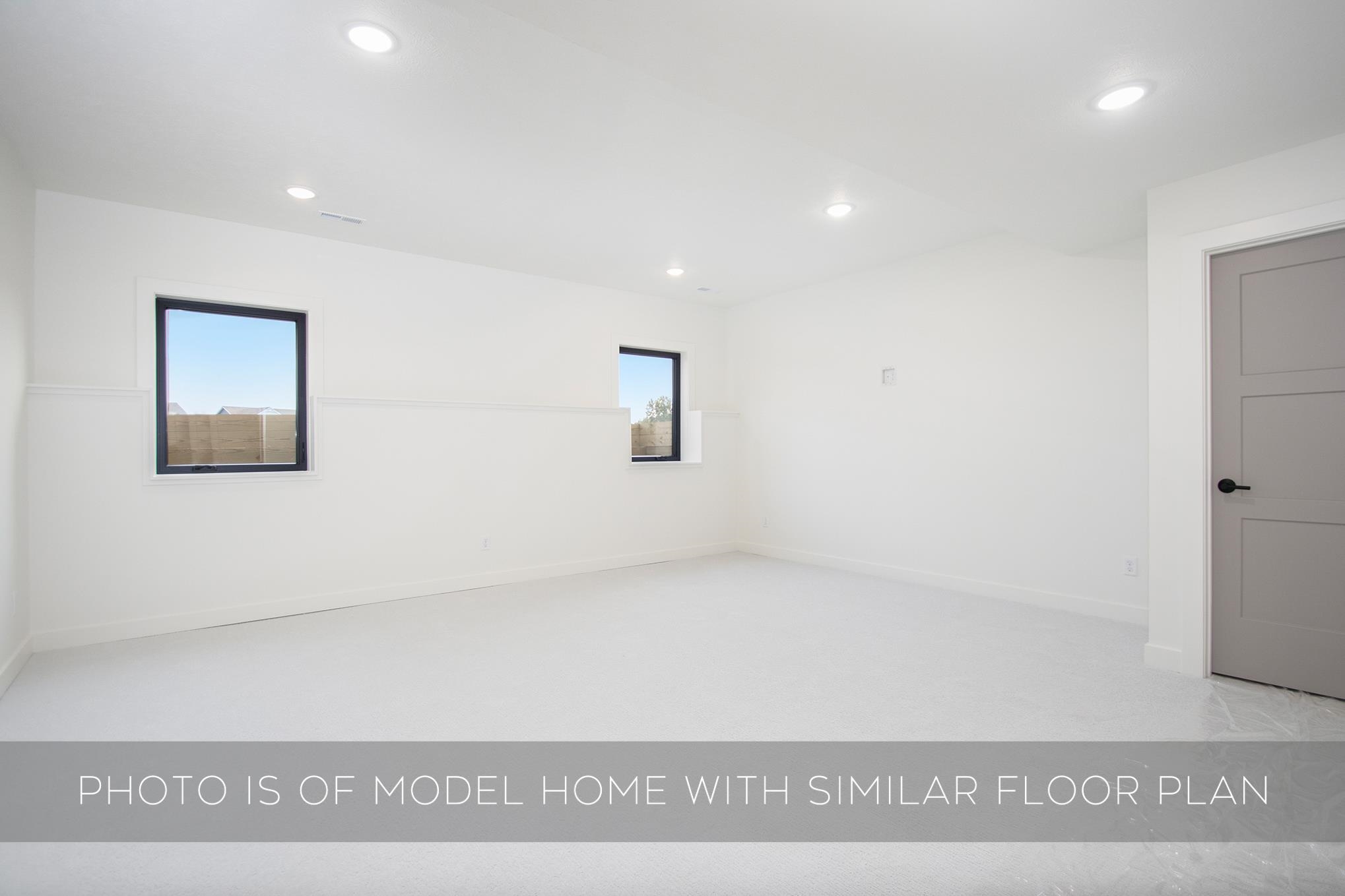 Osceola, Indiana, 46561, United States, 3 Bedrooms Bedrooms, ,3 BathroomsBathrooms,Residential,For Sale,1941829