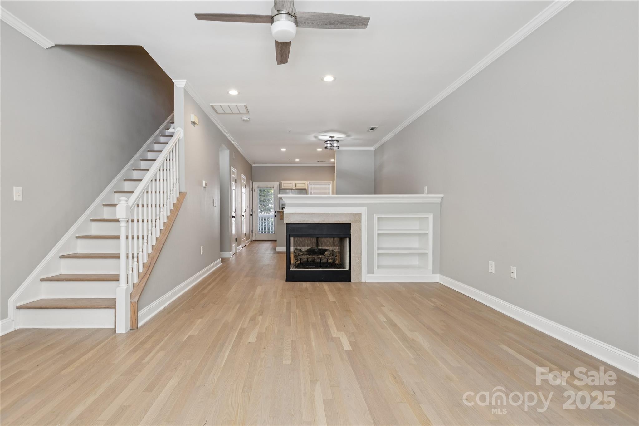 Charlotte, North Carolina, 28204, United States, 2 Bedrooms Bedrooms, ,3 BathroomsBathrooms,Residential,For Sale,1917401