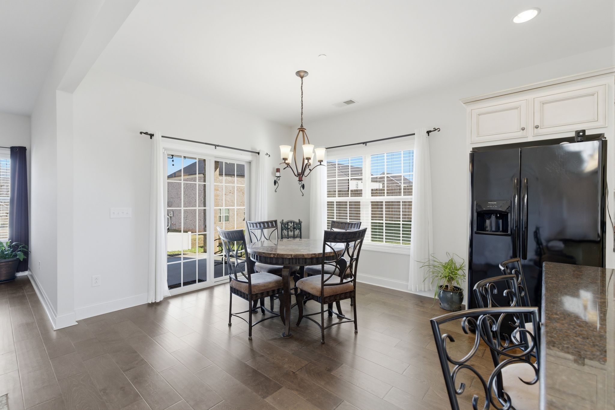  1007 Azalea Ct S, Ashland City, TN, 37015 - 物件實景