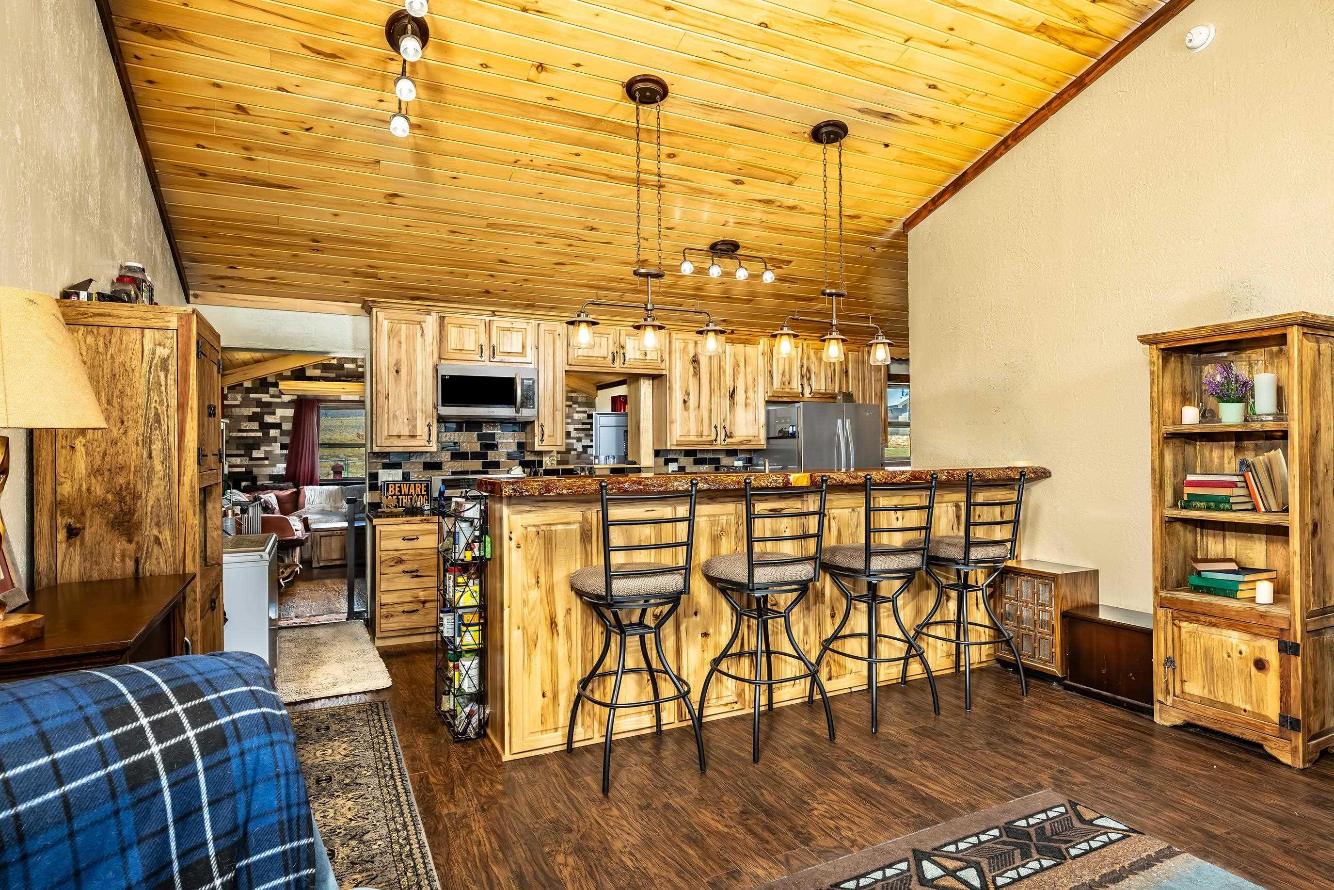 Eagle Nest, New Mexico, 87718, United States, 2 Bedrooms Bedrooms, ,2 BathroomsBathrooms,Residential,For Sale,1819476