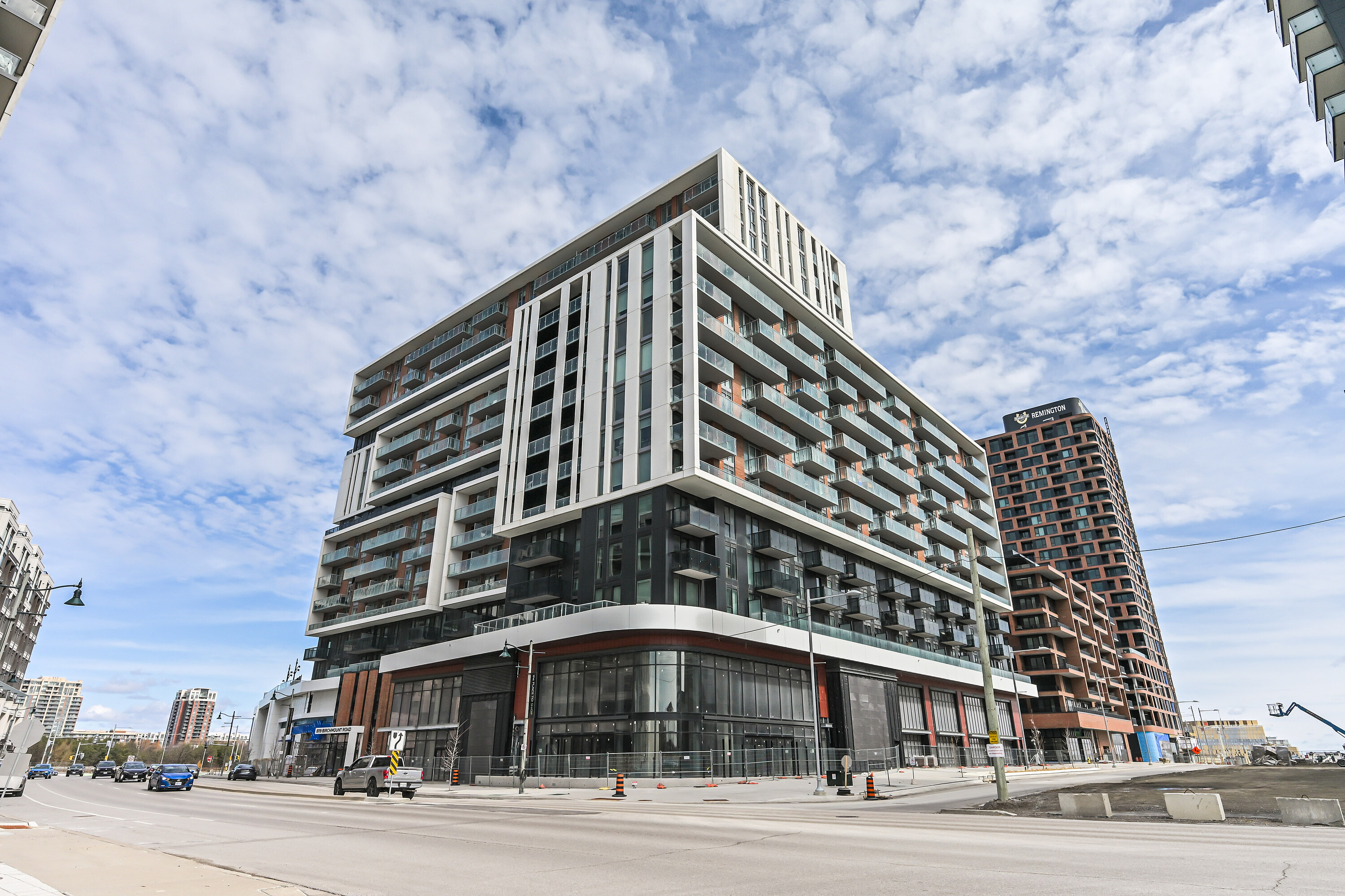  Gallery Square Condos - 物件實景