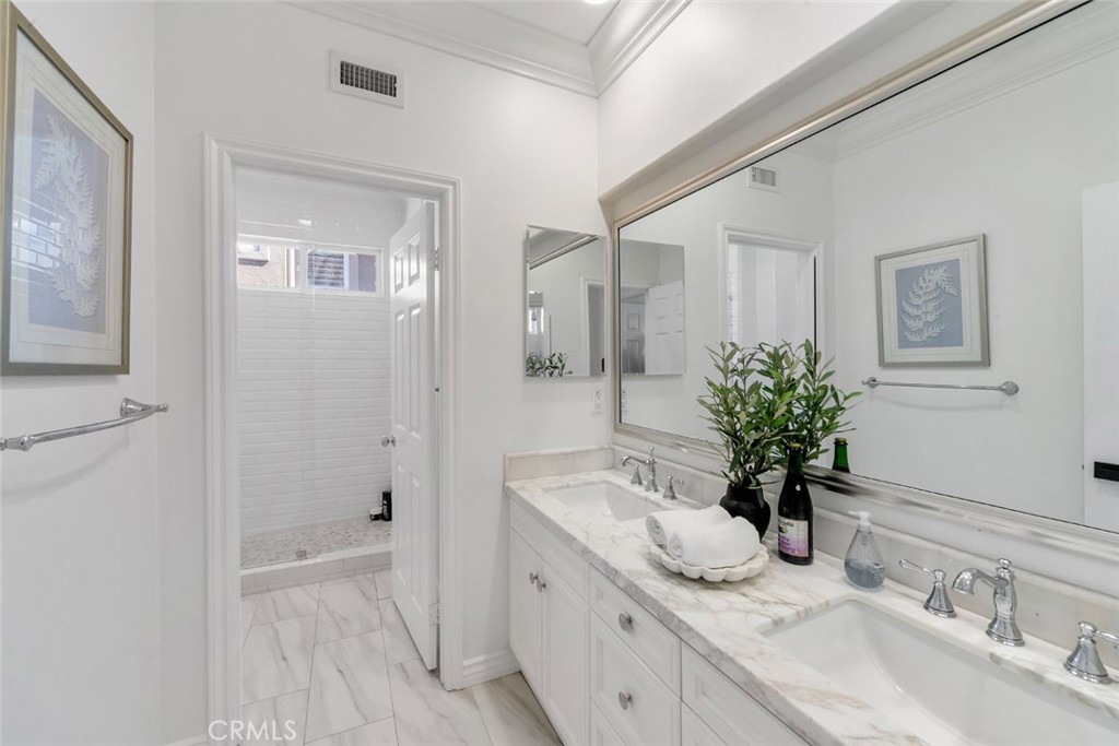 Newport Coast, California, 92657, United States, 5 Bedrooms Bedrooms, ,4 BathroomsBathrooms,Residential,For Sale,1991389