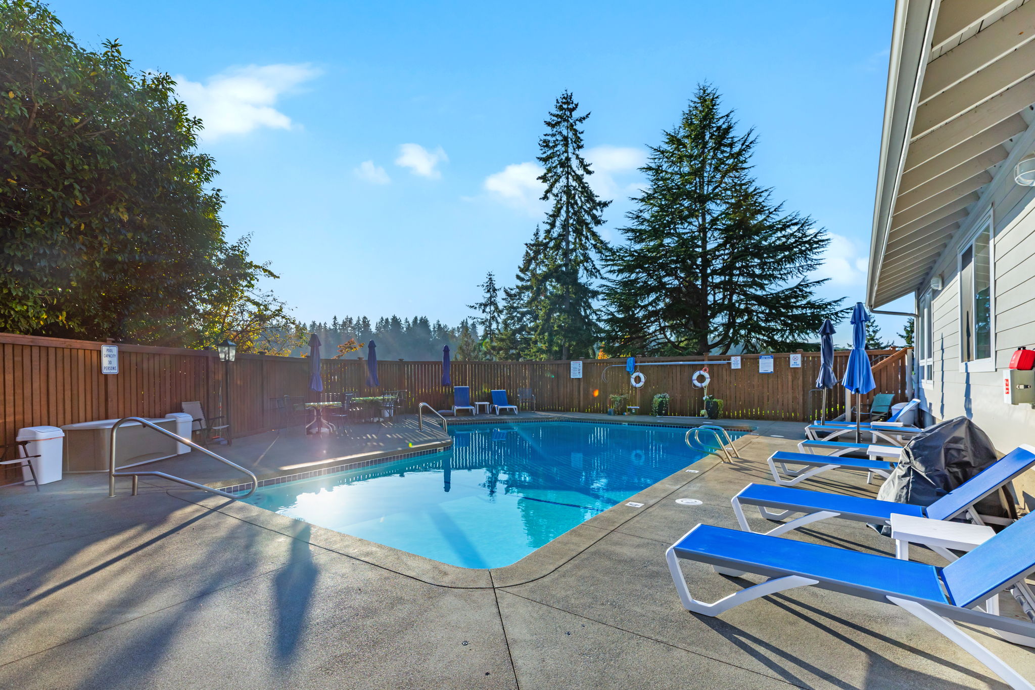  3206 80th Ave SE Unit #3, Mercer Island, WA 98040 - 物件實景