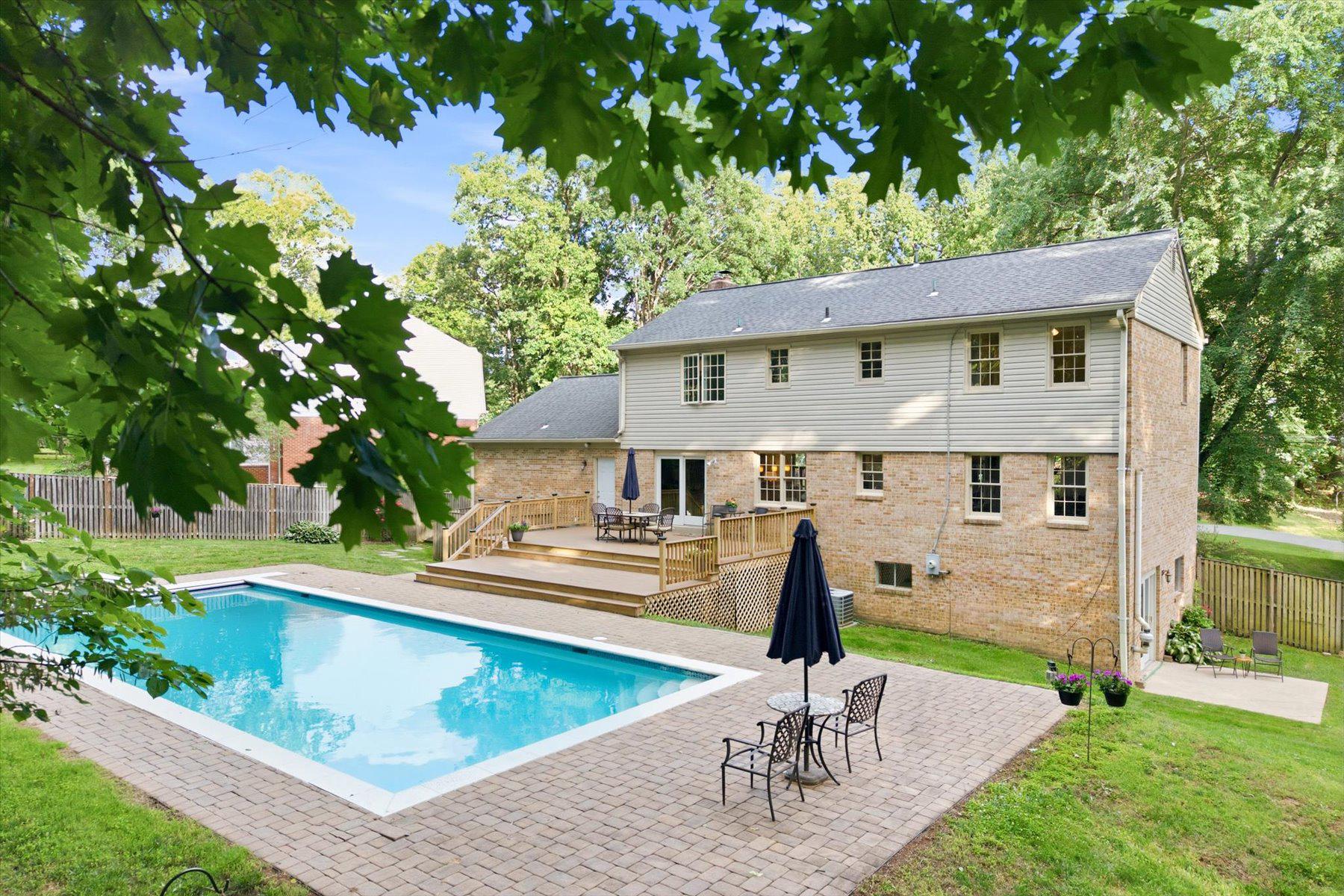  11152 Powder Horn Drive, Potomac, MD, 20854 - 物件實景
