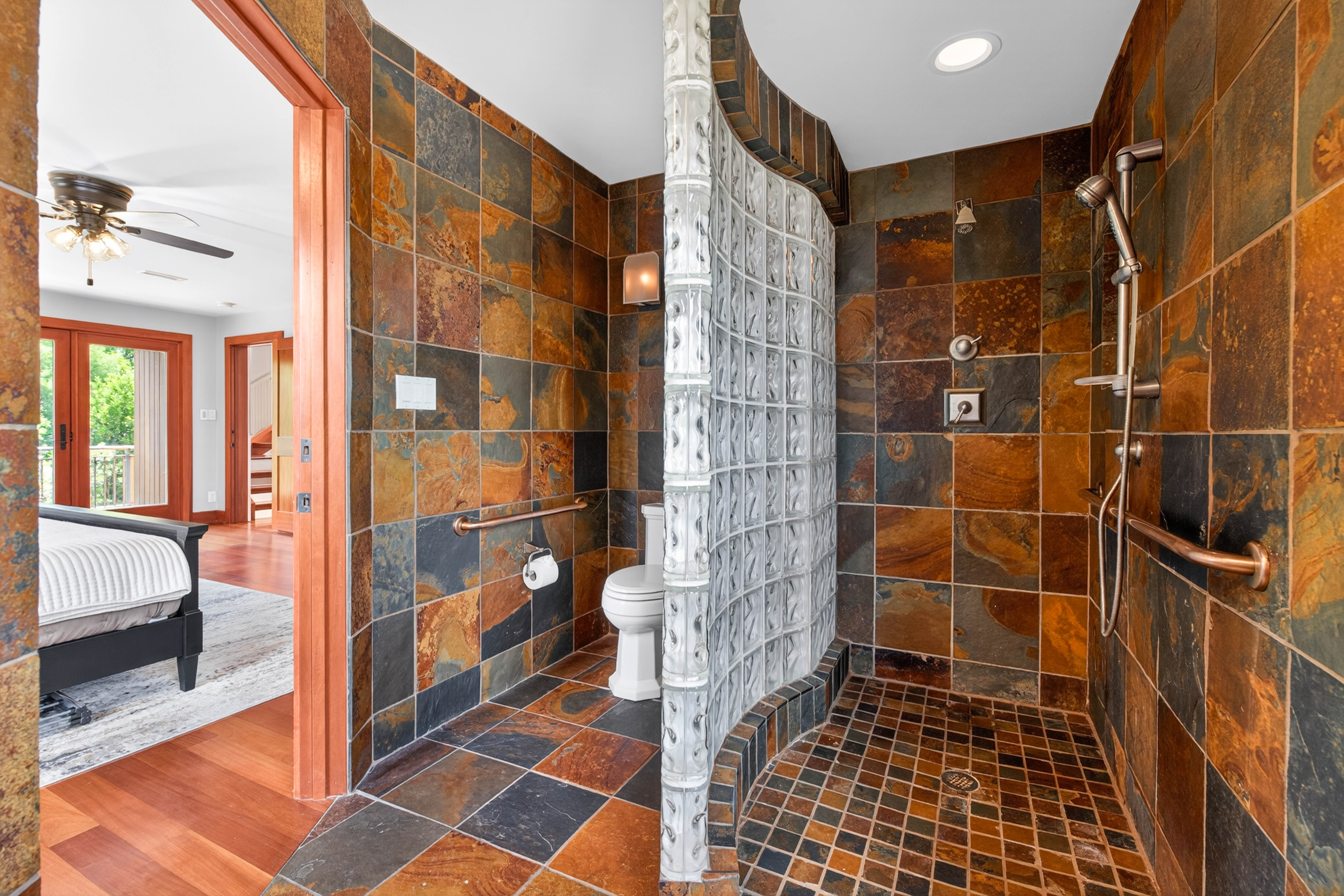  2252 Sandpiper Road, Virginia Beach, VA 23456 - 物件實景