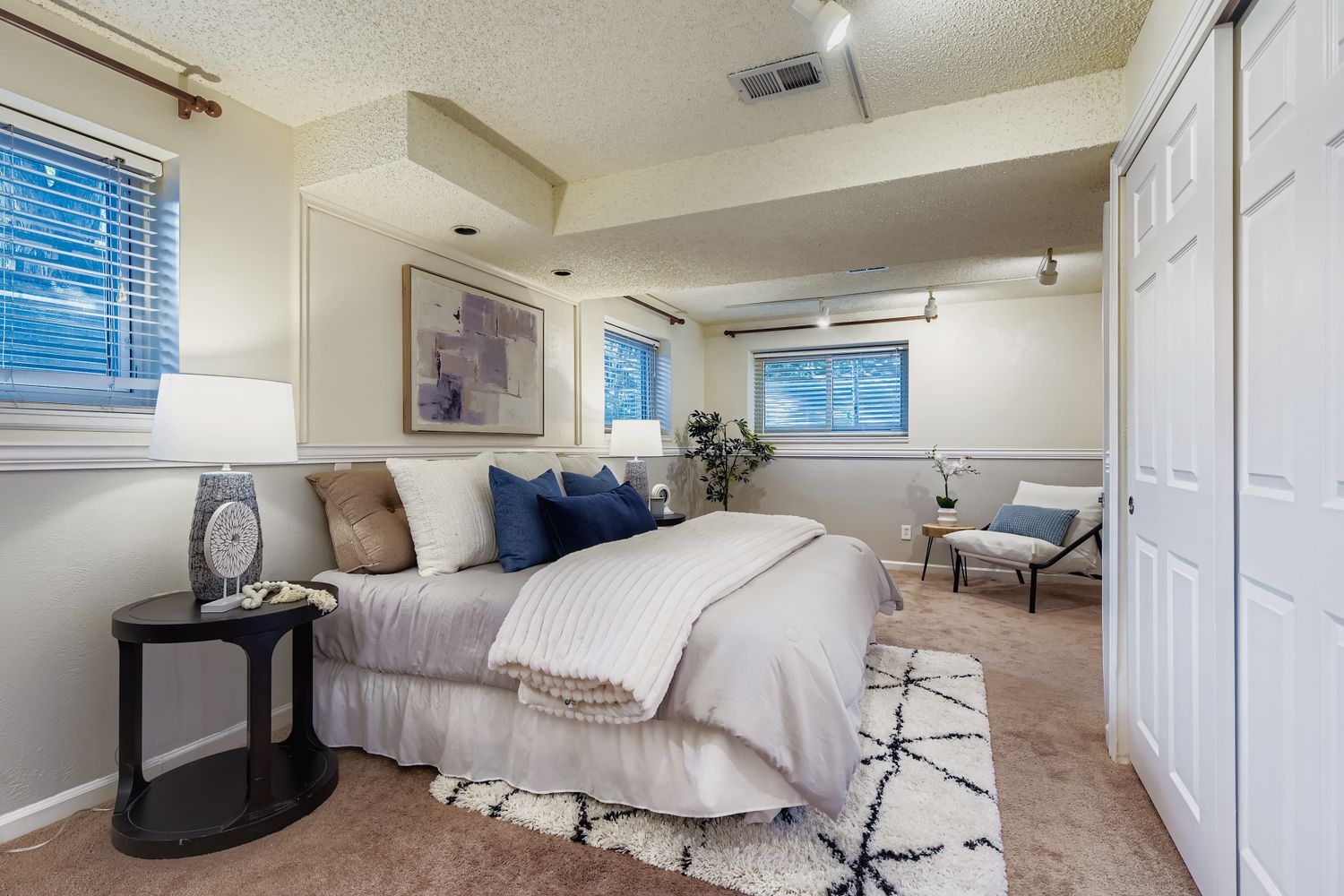 Littleton, Colorado, 80128, United States, 3 Bedrooms Bedrooms, ,Residential,For Sale,1937814