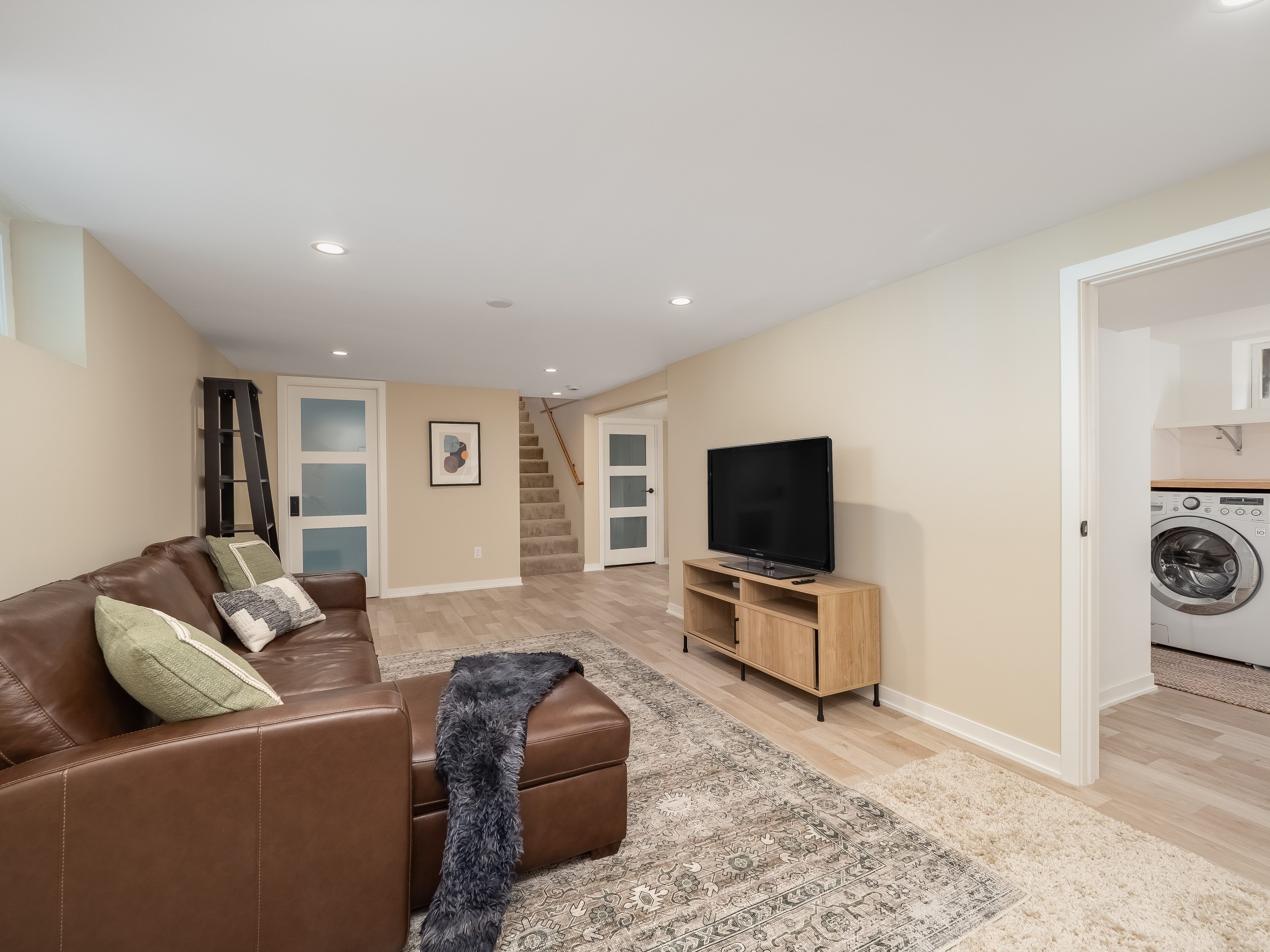  Renovated Lynnhurst Charmer Near Minnehaha Parkway - 物件實景