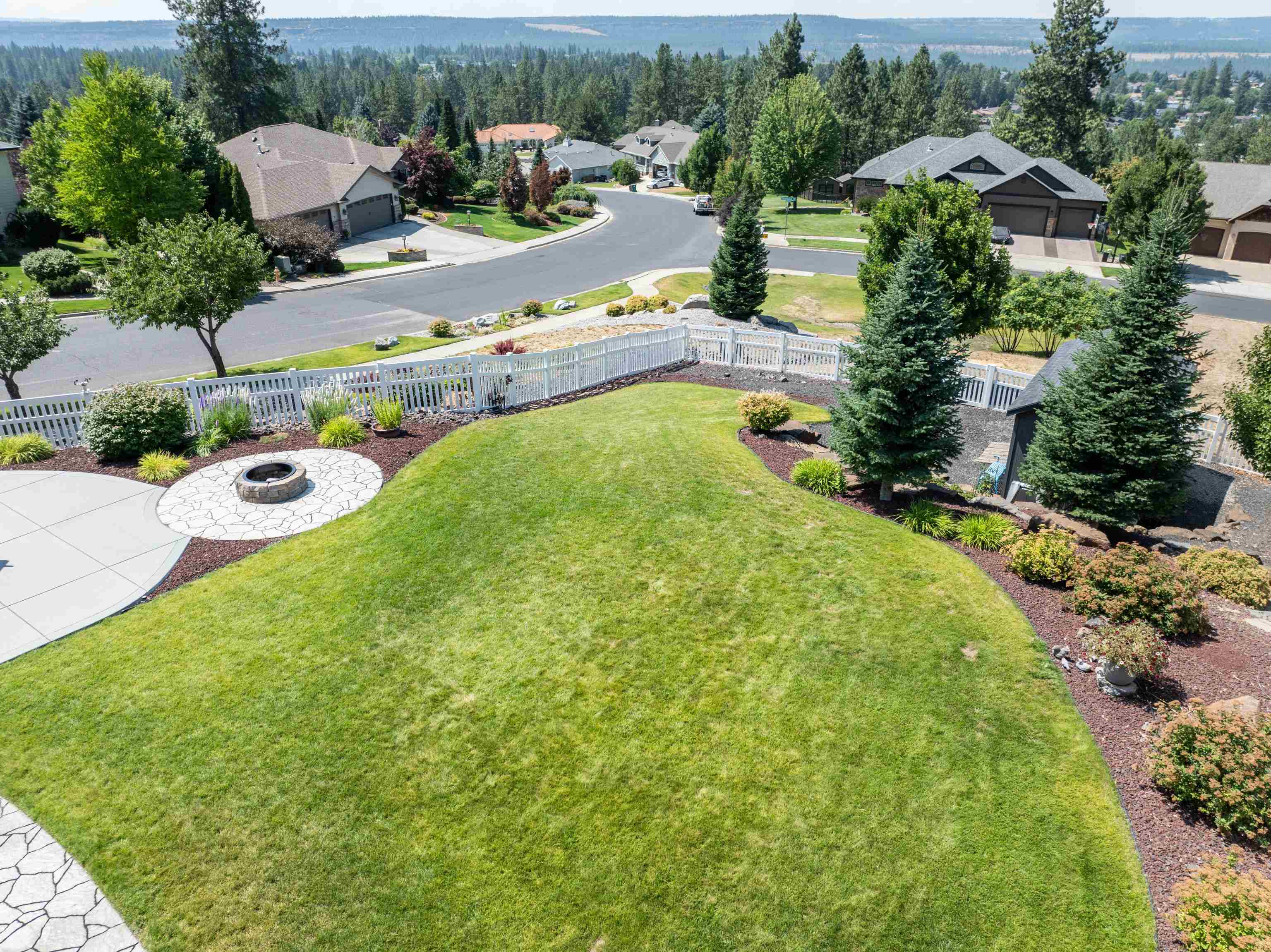 Spokane, Washington, 99208, United States, 4 Bedrooms Bedrooms, ,3 BathroomsBathrooms,Residential,For Sale,1901049