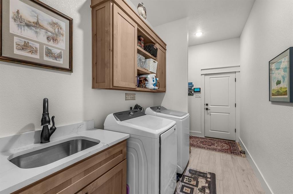 Springtown, Texas, 76082, United States, 3 Bedrooms Bedrooms, ,2 BathroomsBathrooms,Residential,For Sale,1943029
