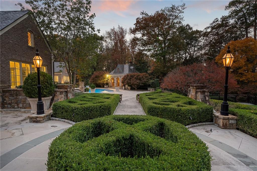 Atlanta, Georgia, 30327, United States, 6 Bedrooms Bedrooms, ,9 BathroomsBathrooms,Residential,For Sale,1686481