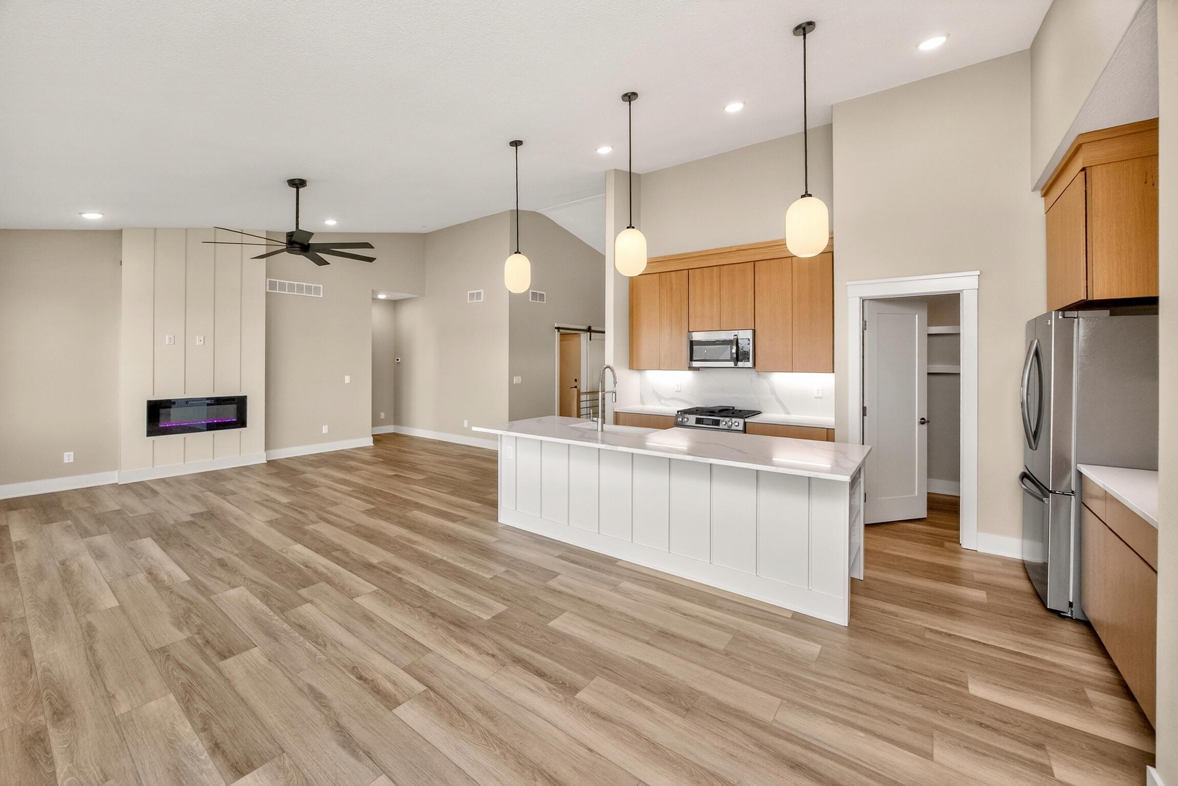 Huxley, Iowa, 50124, United States, 5 Bedrooms Bedrooms, ,3 BathroomsBathrooms,Residential,For Sale,2010428