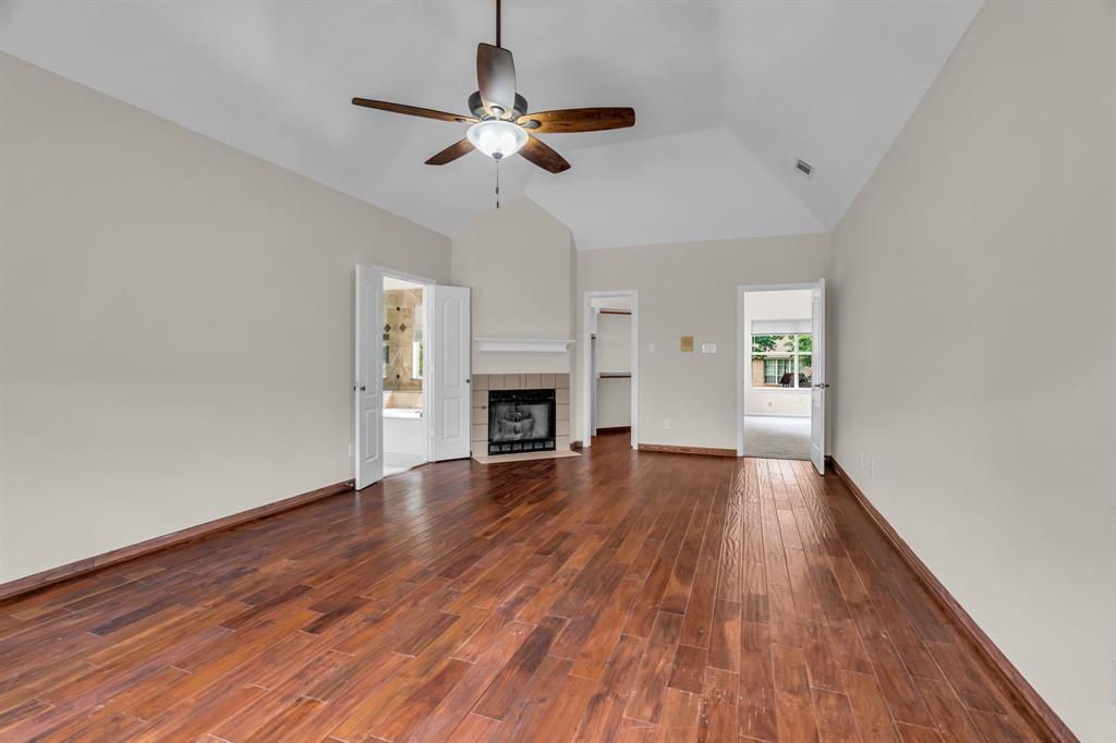 Grapevine, Texas, 76051, United States, 4 Bedrooms Bedrooms, ,4 BathroomsBathrooms,Residential,For Sale,1943655