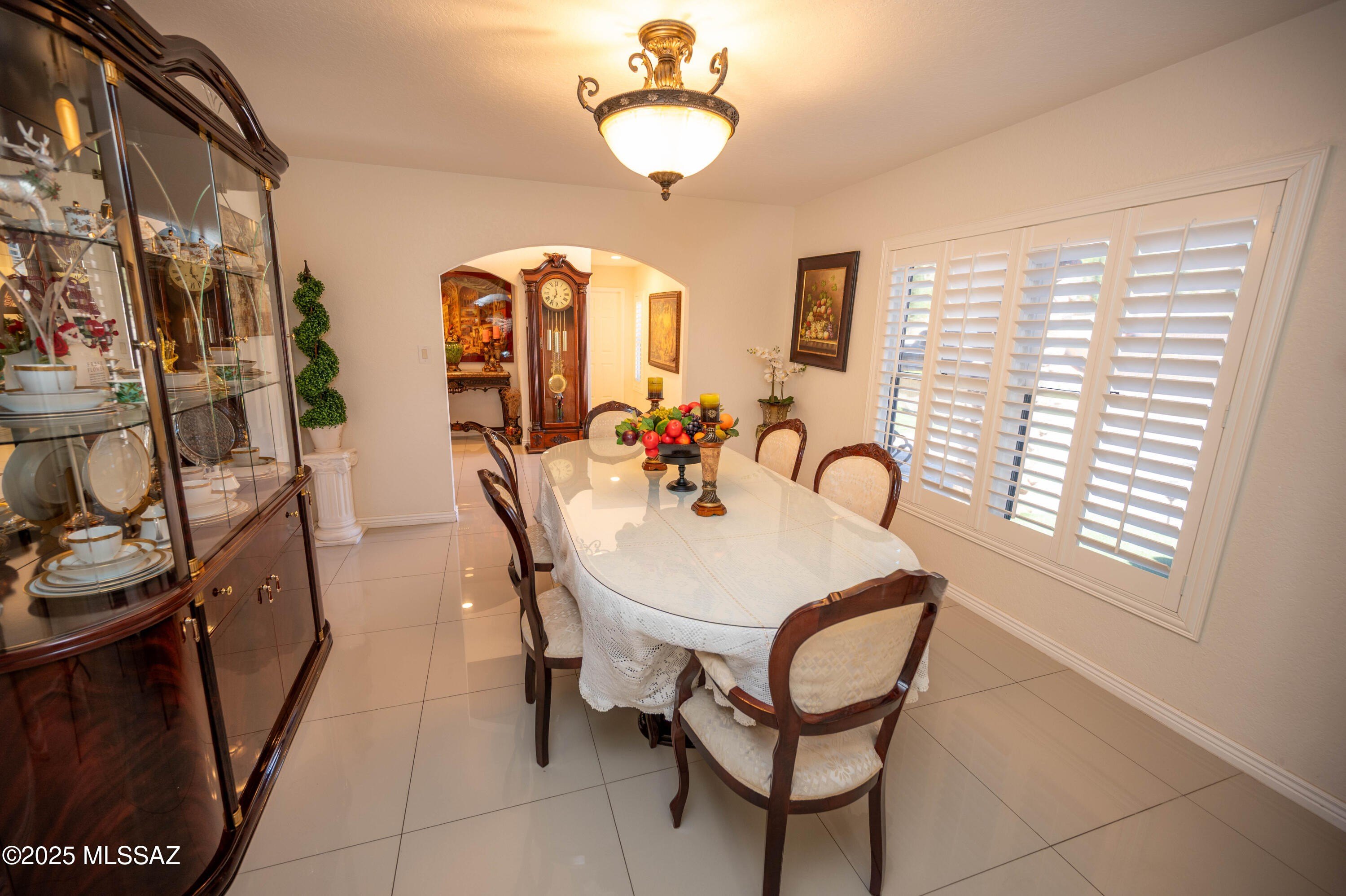 Nogales, Arizona, 85621, United States, 4 Bedrooms Bedrooms, ,4 BathroomsBathrooms,Residential,For Sale,1974525