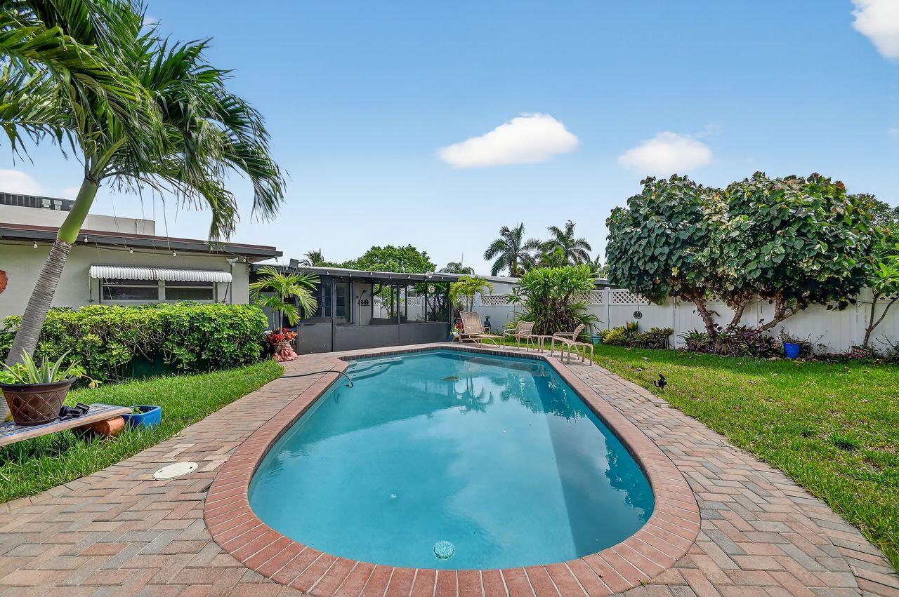 Palm Springs, Florida, 33461, United States, 3 Bedrooms Bedrooms, ,2 BathroomsBathrooms,Residential,For Sale,1901355
