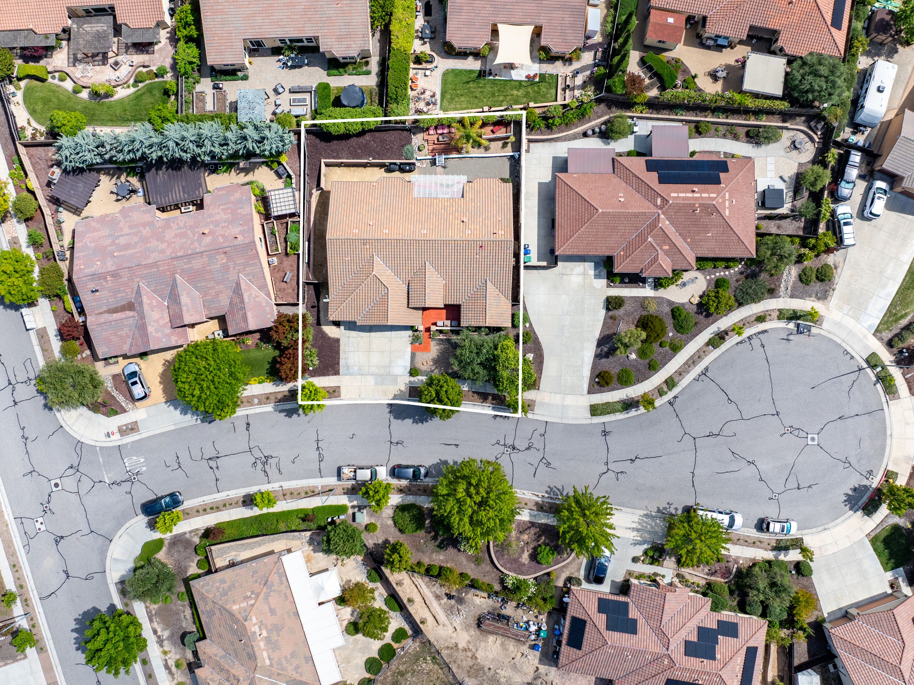  Timeless Living in Vintage at Montebello Oaks - 物件實景