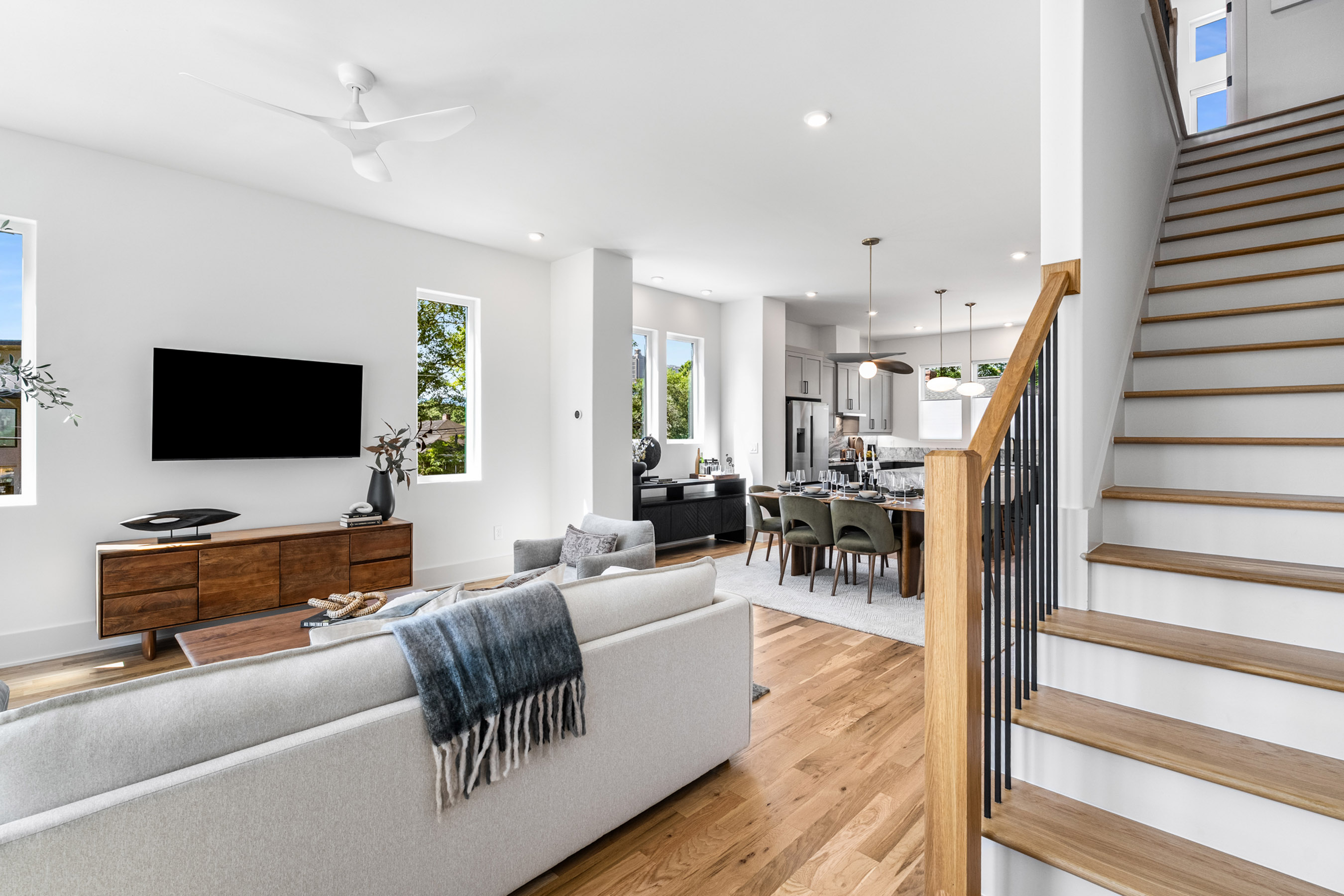  Living in the Heart of Old Fourt Ward Welcome to the Newly Built Community - 物件實景