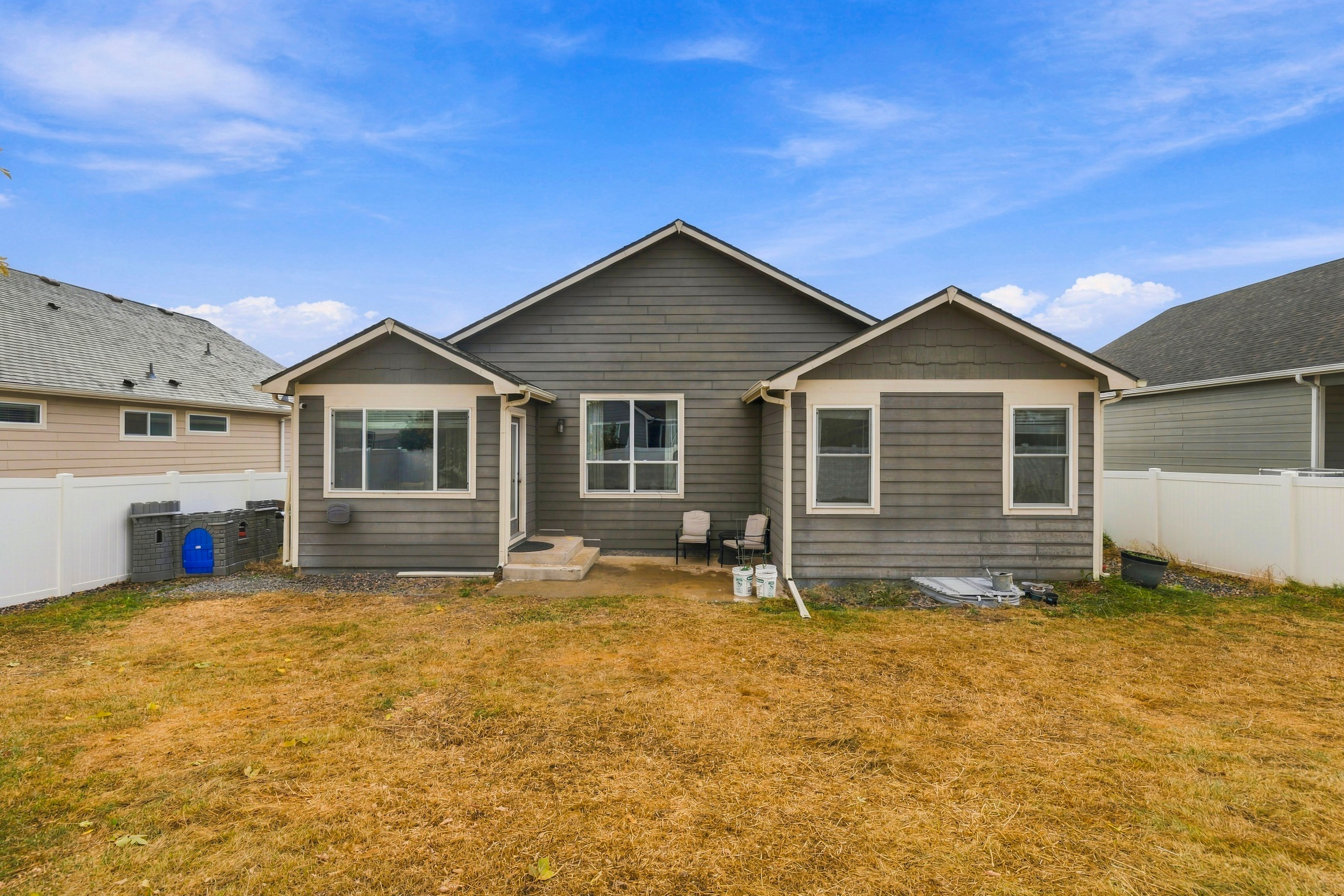  5 Bedrooms, Finished Basement, Solar Paid Off at Closing, I-25 Access - 物件實景