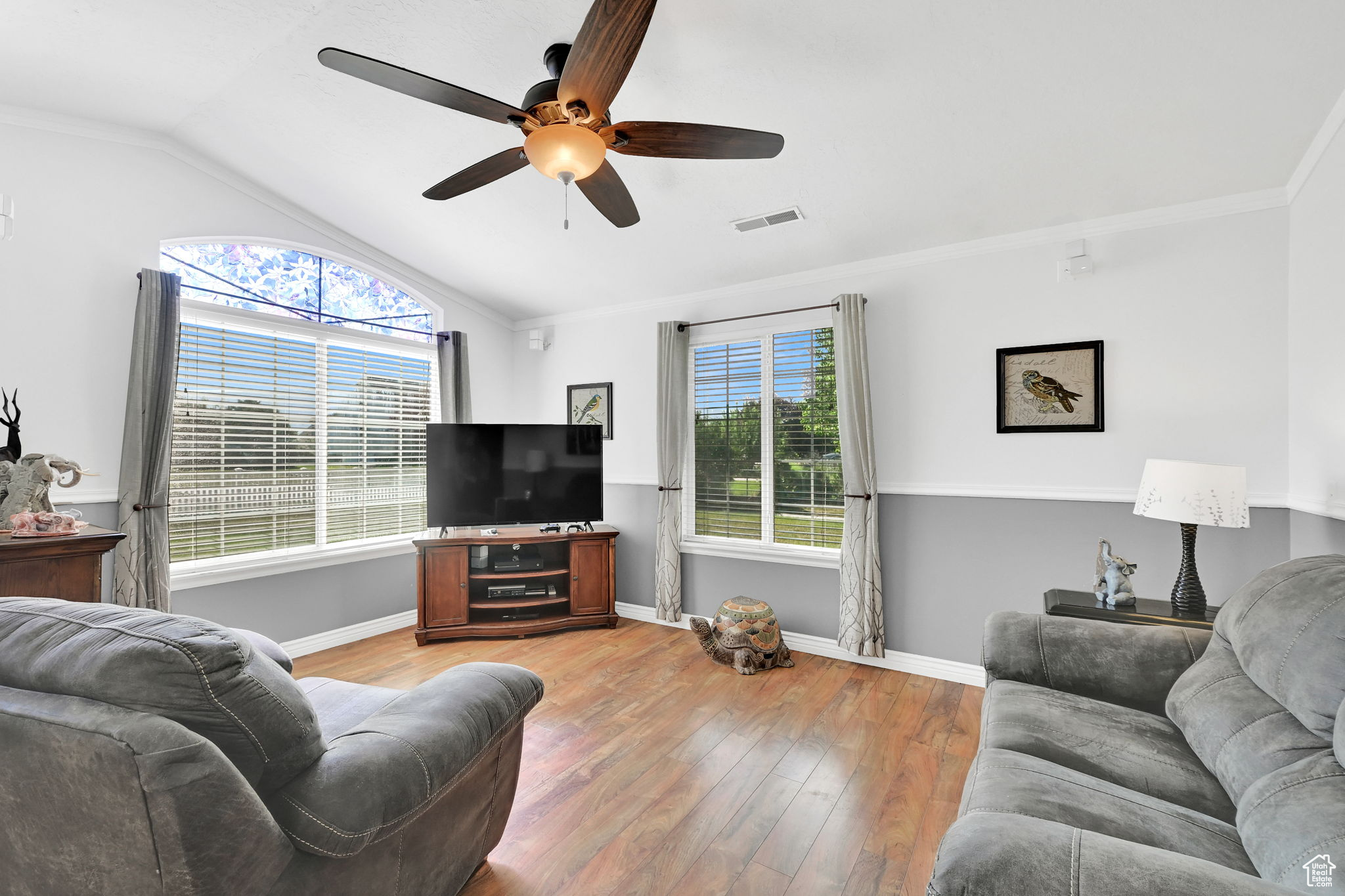 Farr West, Utah, 84404, United States, 4 Bedrooms Bedrooms, ,3 BathroomsBathrooms,Residential,For Sale,1865277