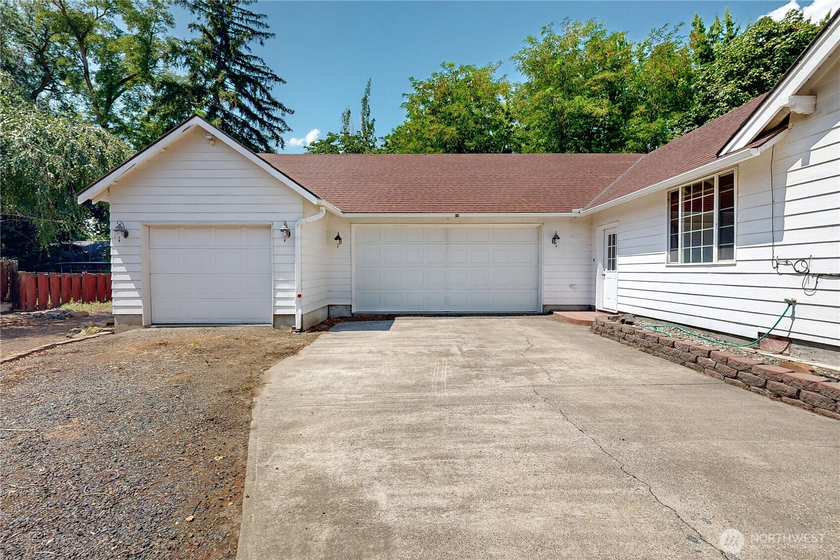 Walla Walla, Washington, 99362, United States, 3 Bedrooms Bedrooms, ,2 BathroomsBathrooms,Residential,For Sale,1907583