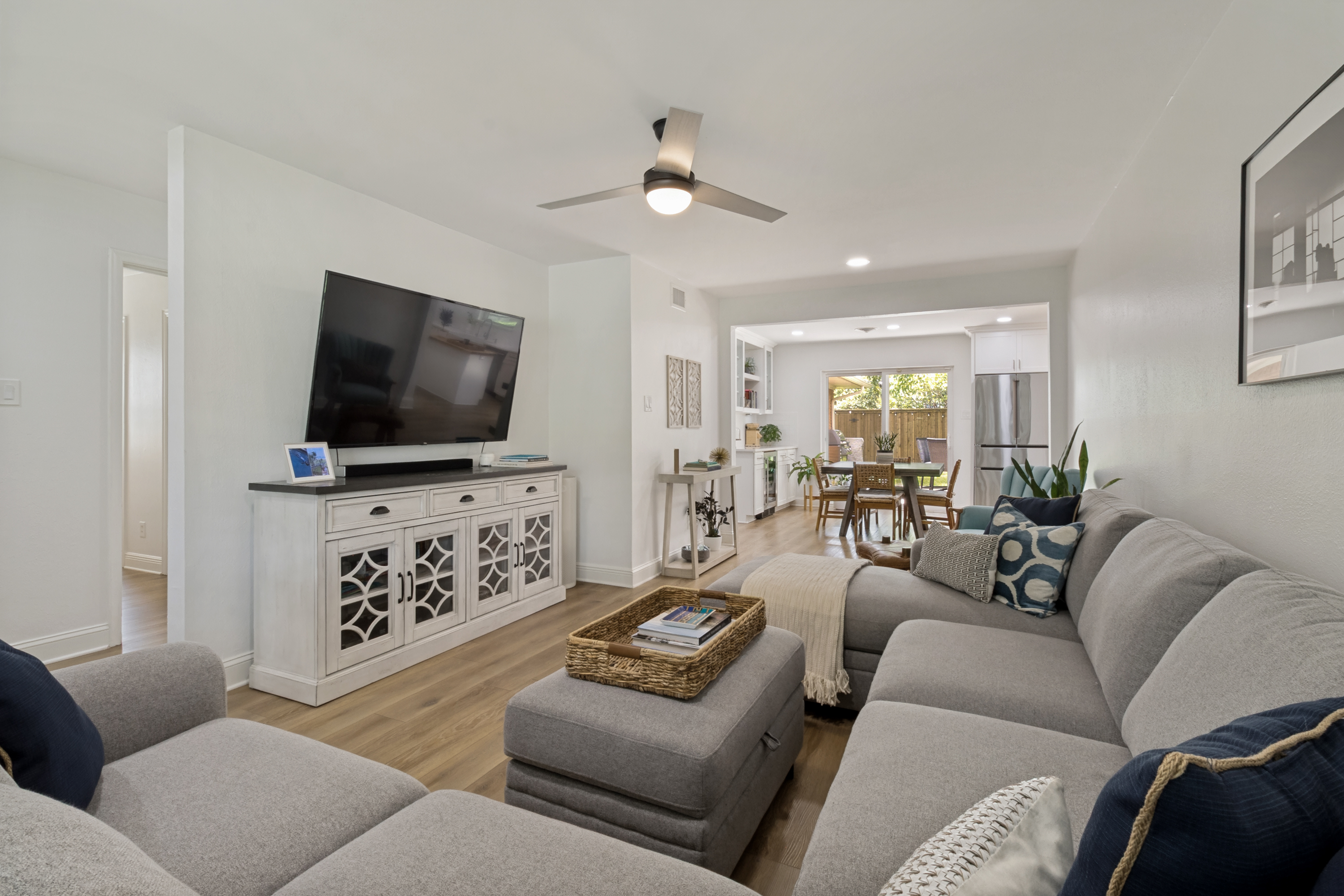  Renovated Ranch in Lake Highland