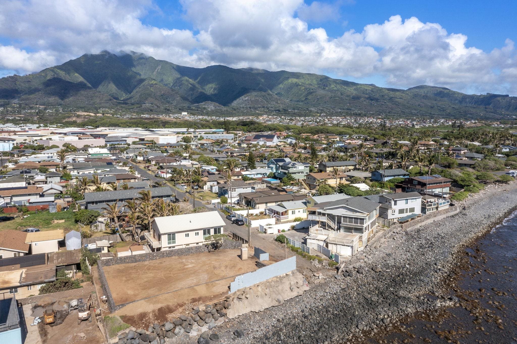 Wailuku, Hawaii, 96793, United States, 3 Bedrooms Bedrooms, ,4 BathroomsBathrooms,Residential,For Sale,1848870