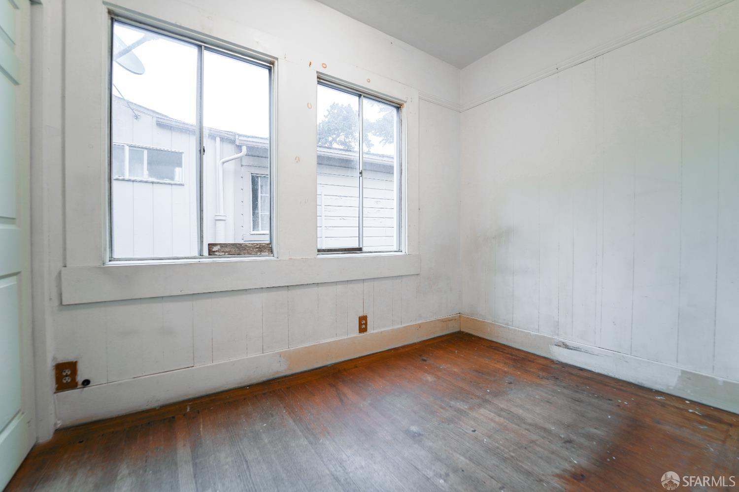 San Francisco, California, 94112, United States, 3 Bedrooms Bedrooms, ,1 BathroomBathrooms,Residential,For Sale,1988228