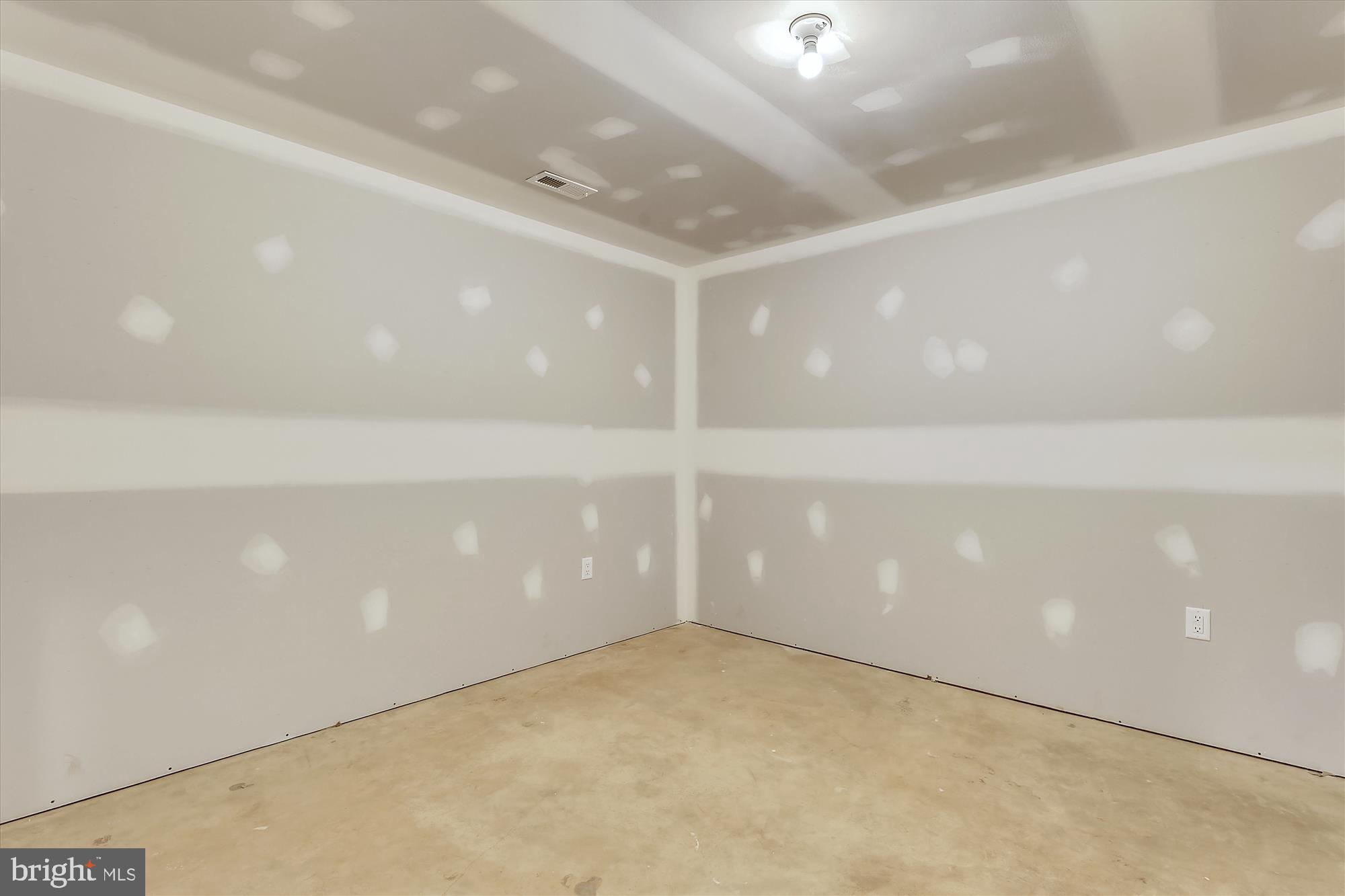 Rixeyville, Virginia, 22737, United States, 3 Bedrooms Bedrooms, ,3 BathroomsBathrooms,Residential,For Sale,1980871