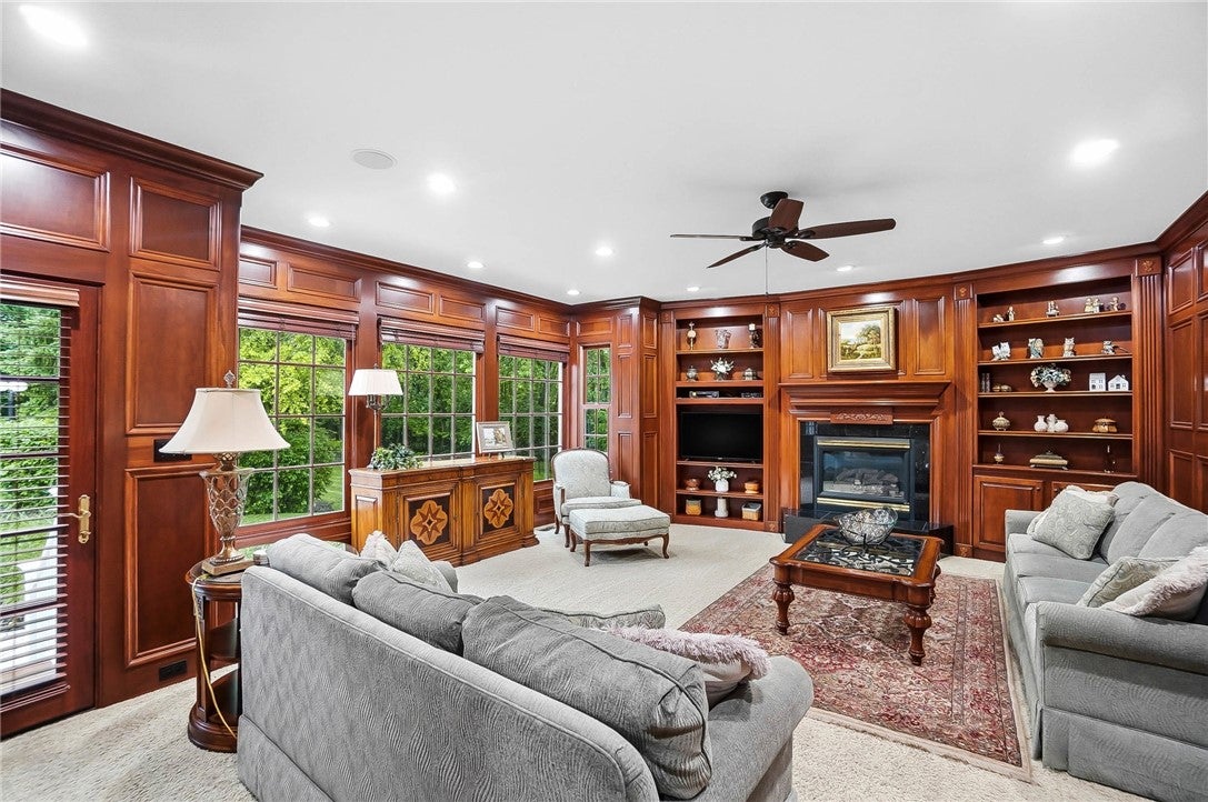 Dayton, Ohio, 45458, United States, 4 Bedrooms Bedrooms, ,5 BathroomsBathrooms,Residential,For Sale,2048387