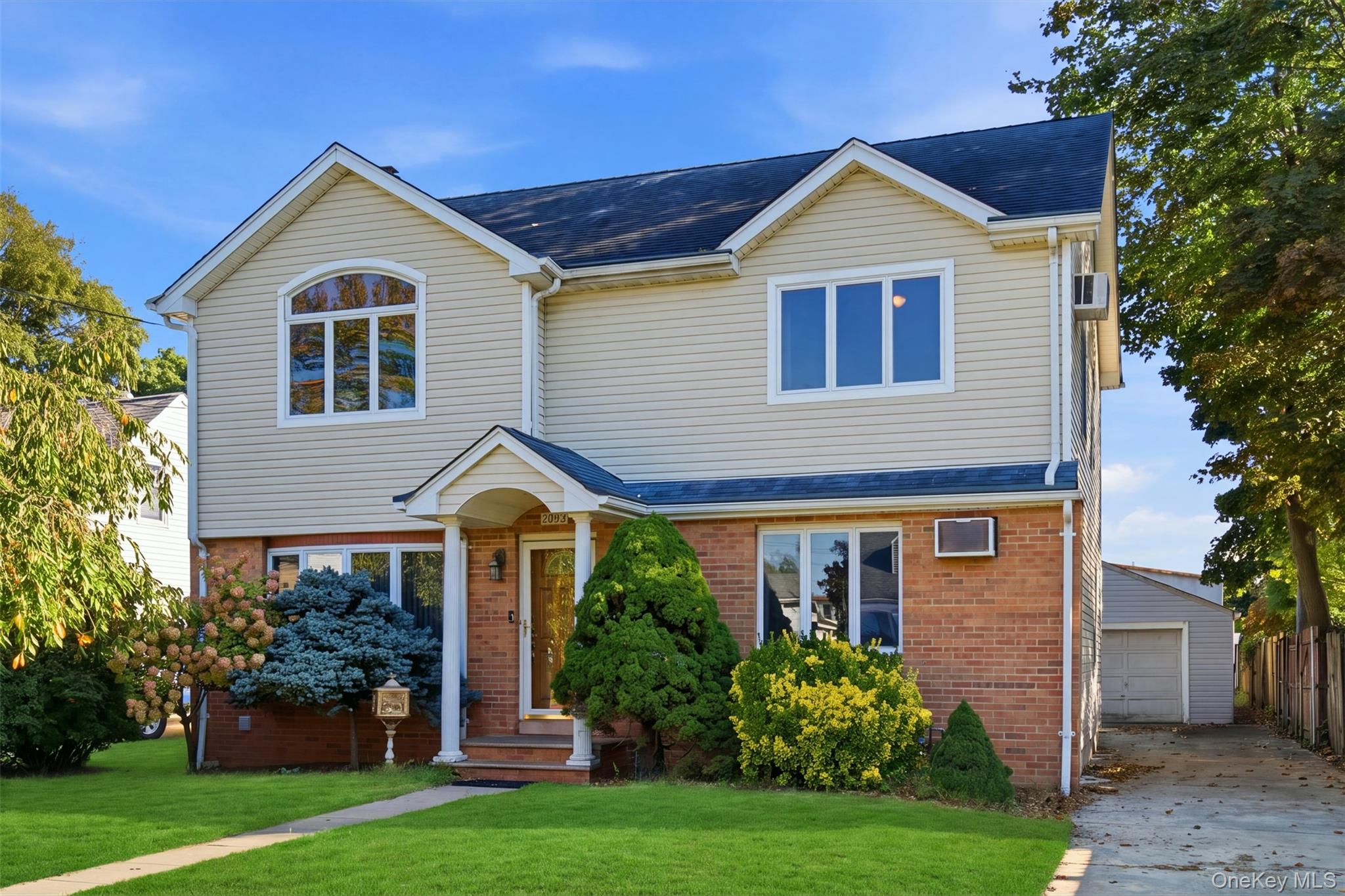 Bergen St, Bellmore, NY 11710