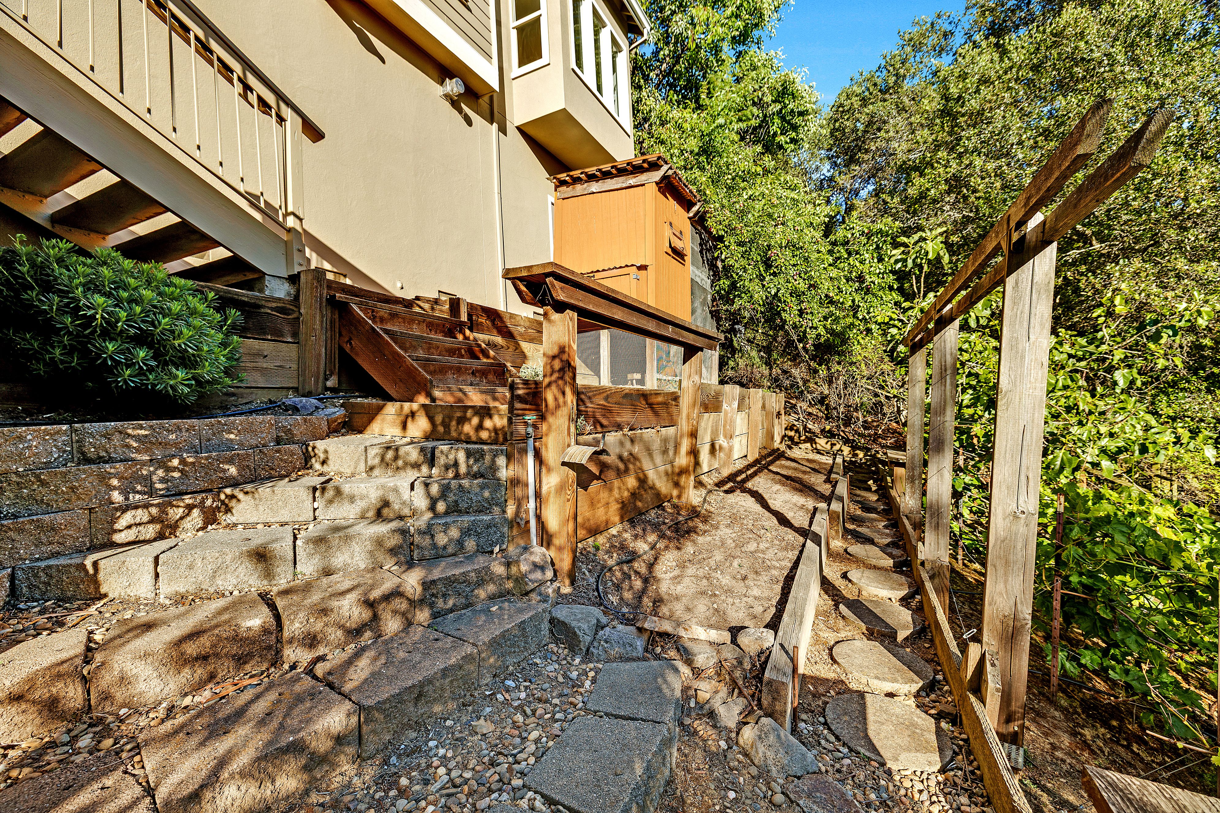  An Architectural Sanctuary in Montclair Hills - 物件實景
